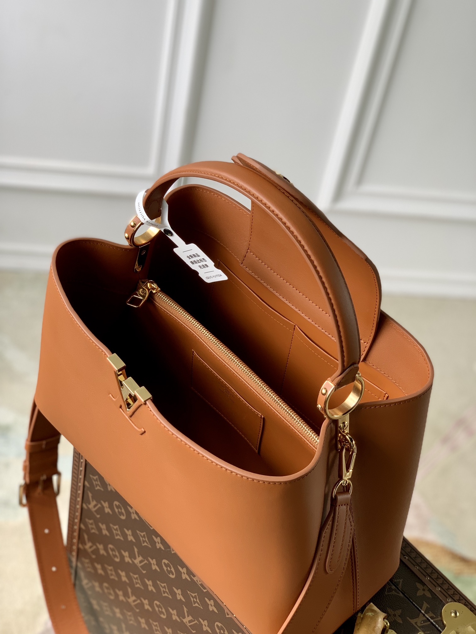 l0*is V*t0n capucines souple handlebag-38 x 23 x 16cm