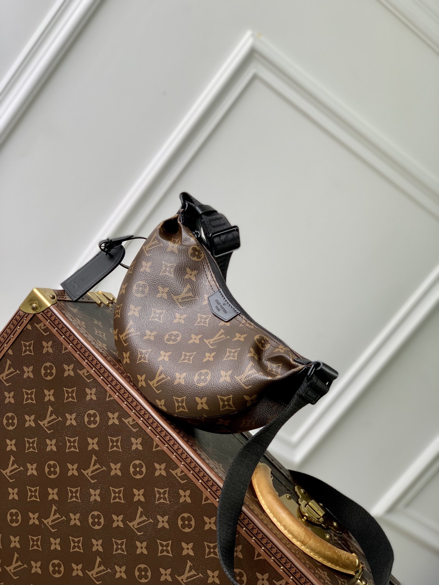 l0*is V*t0n hamac bag-28.5 x 15 x 8cm