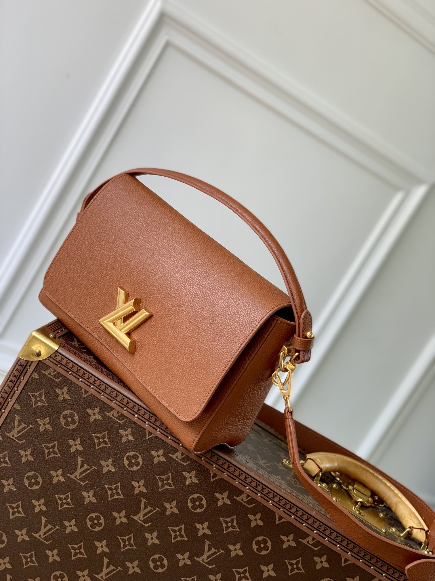 l0*is V*t0n soft twist bag-m24639-27*19*9cm