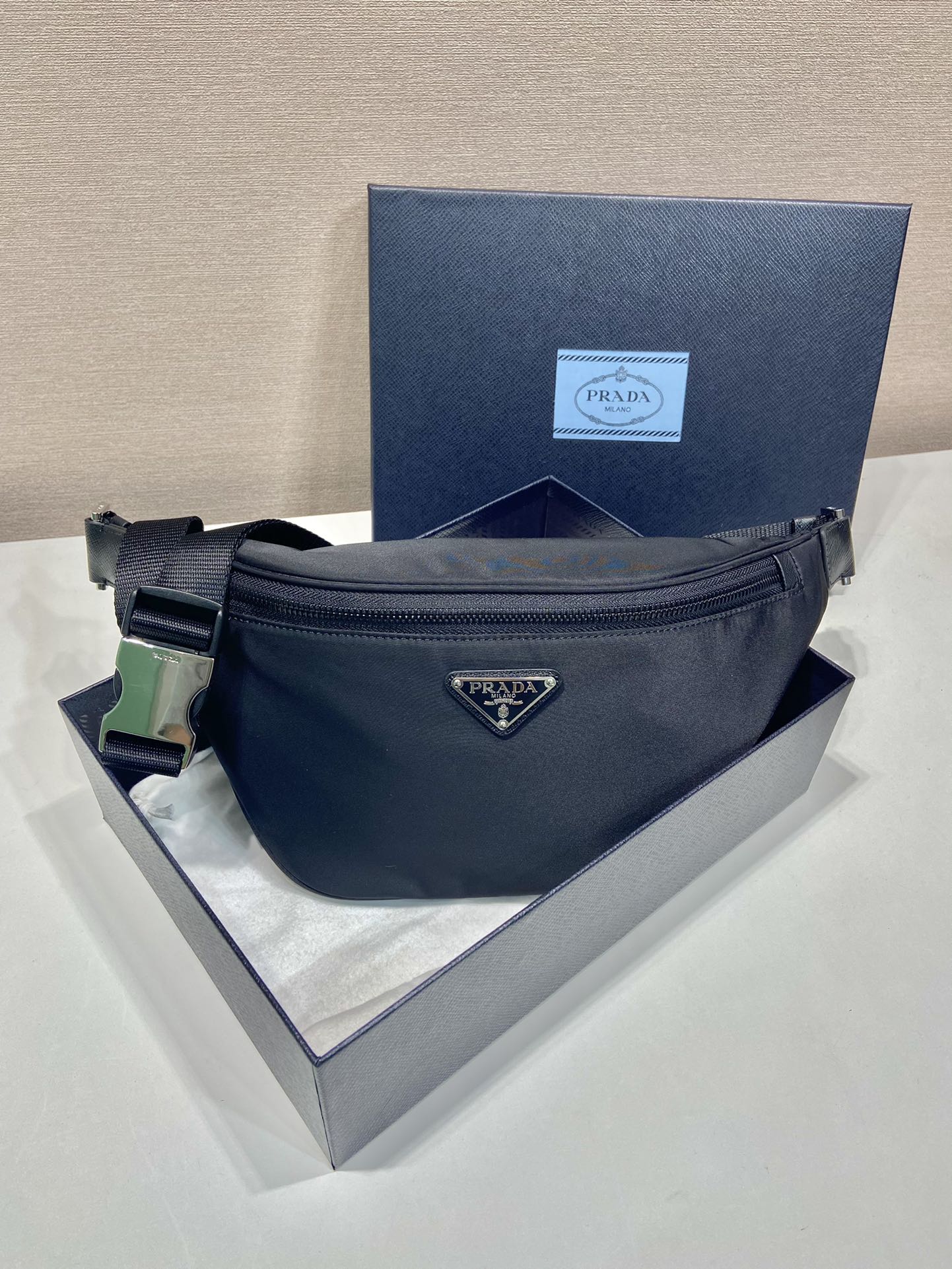 Pra*a waist bag-2vl033a-32*24*13cm