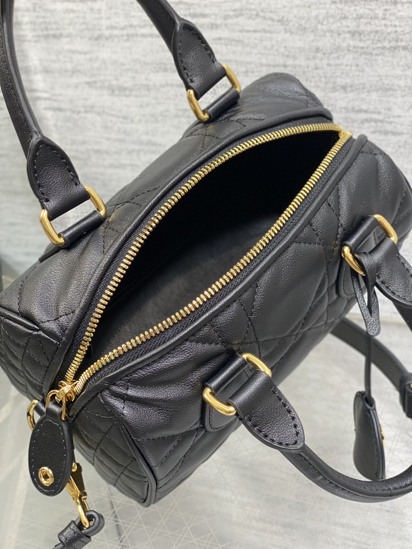 D*or groove bag-20.5*13.5*12cm