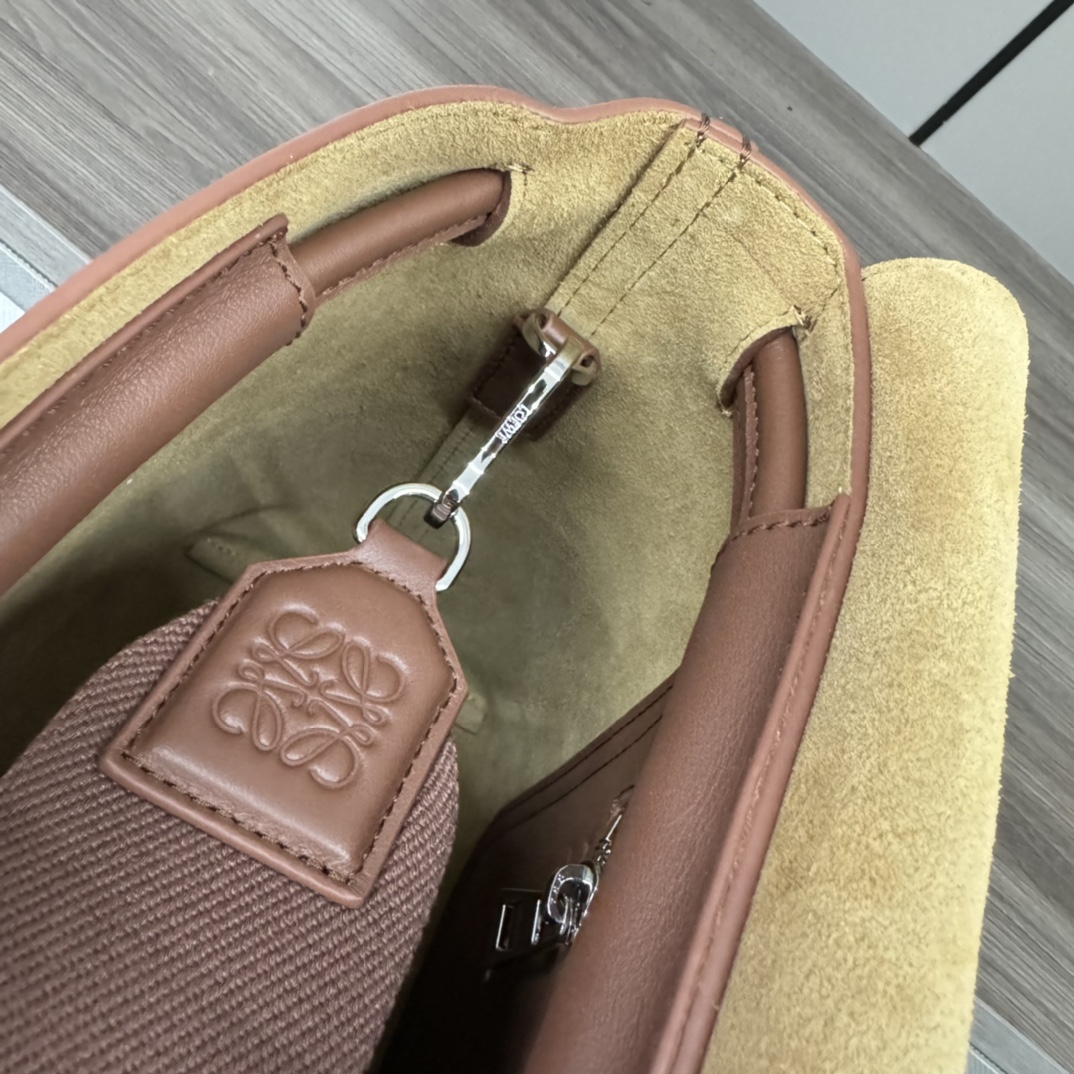 L0ew* flamenco satchel-062404a-34*12*24cm