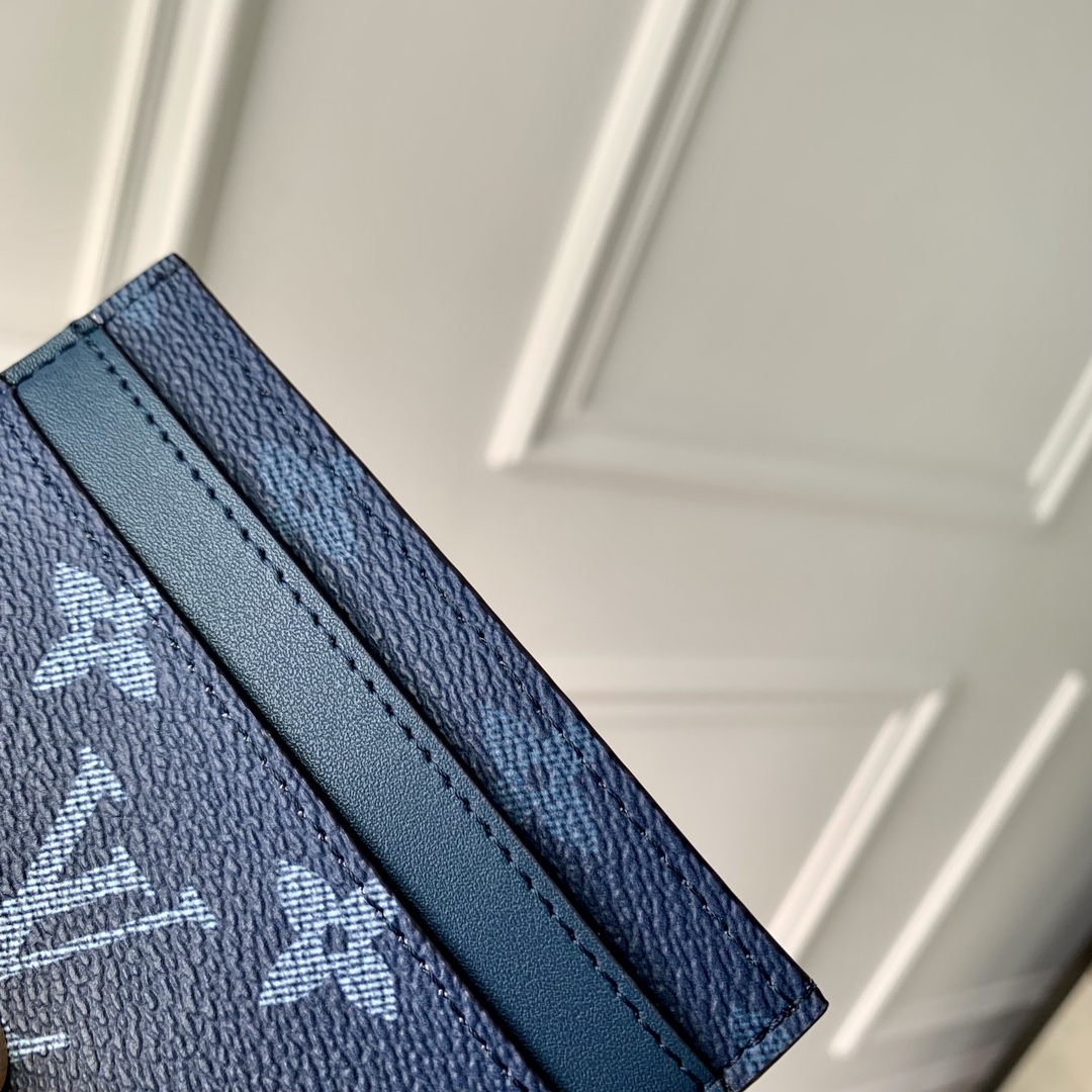 l0*is V*t0n wallet
