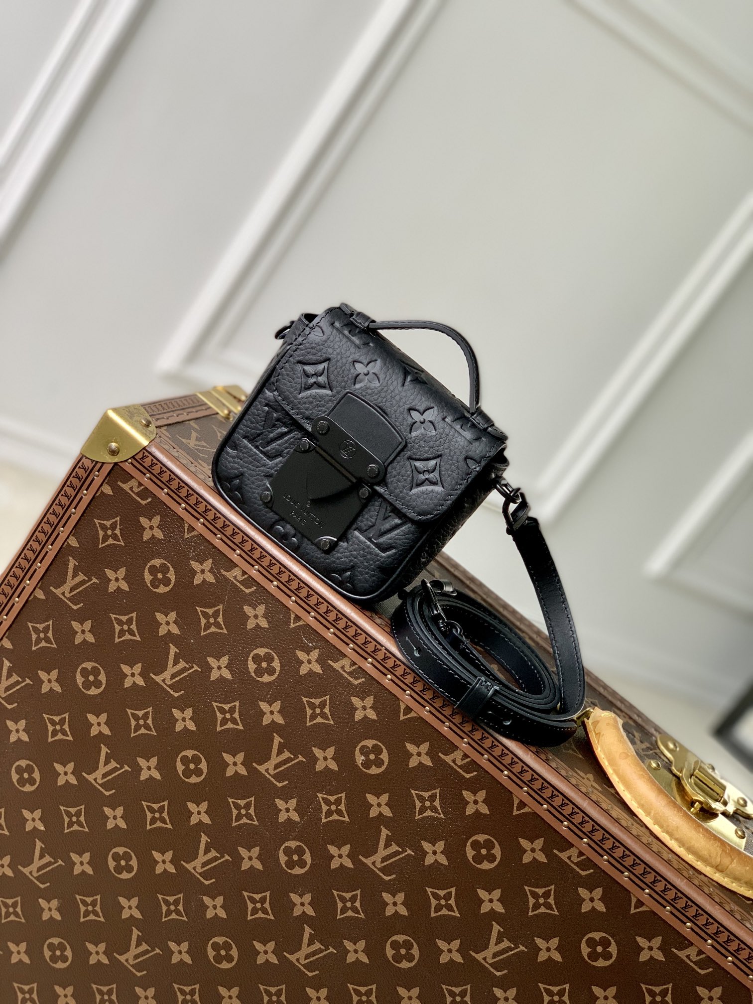 l0*is V*t0n pico s-lock bag-12.5 x 11 x 5.5cm