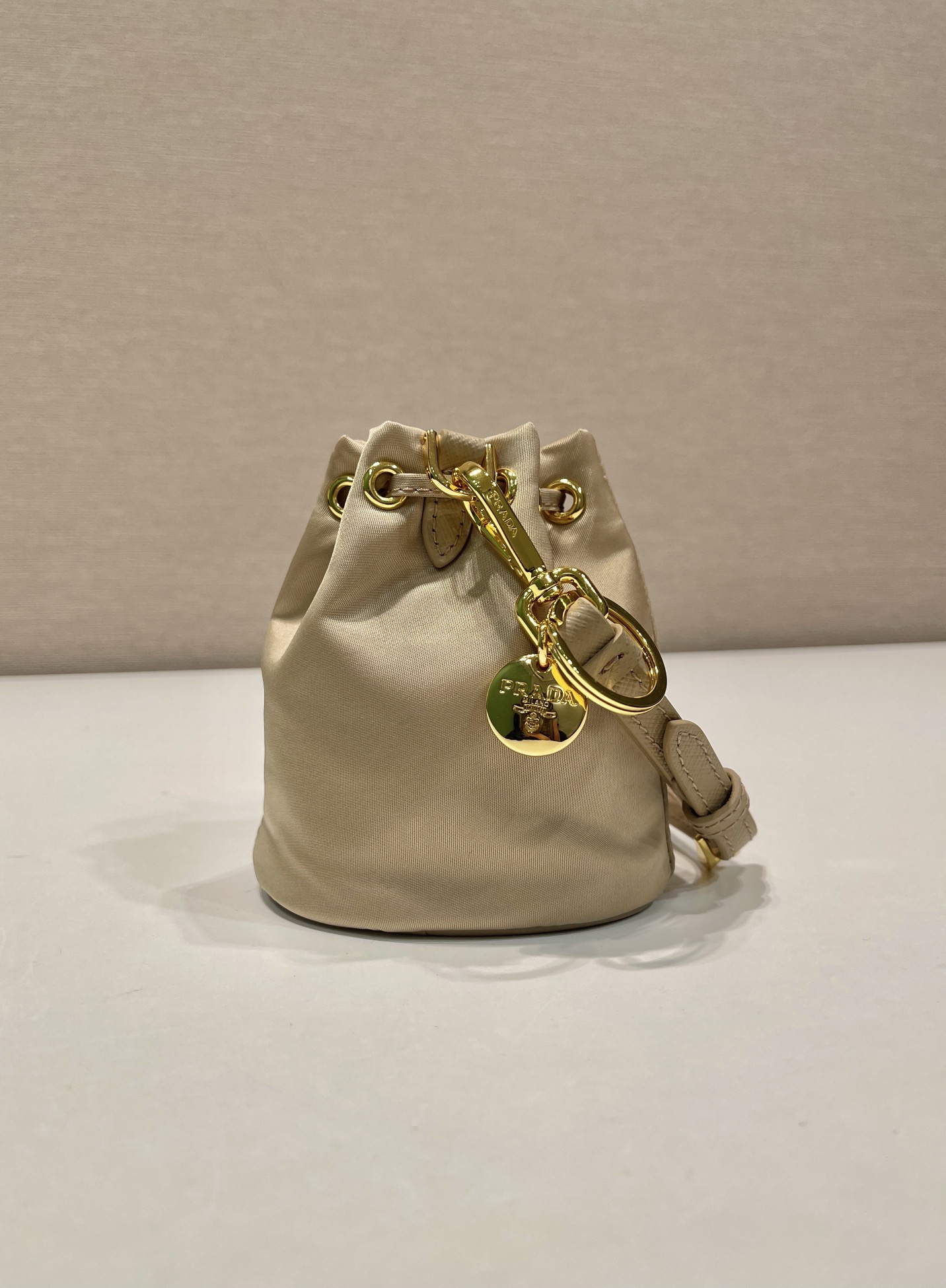 Pra*a 1tt202 re-nylon mini bag-8.5*10.5cm