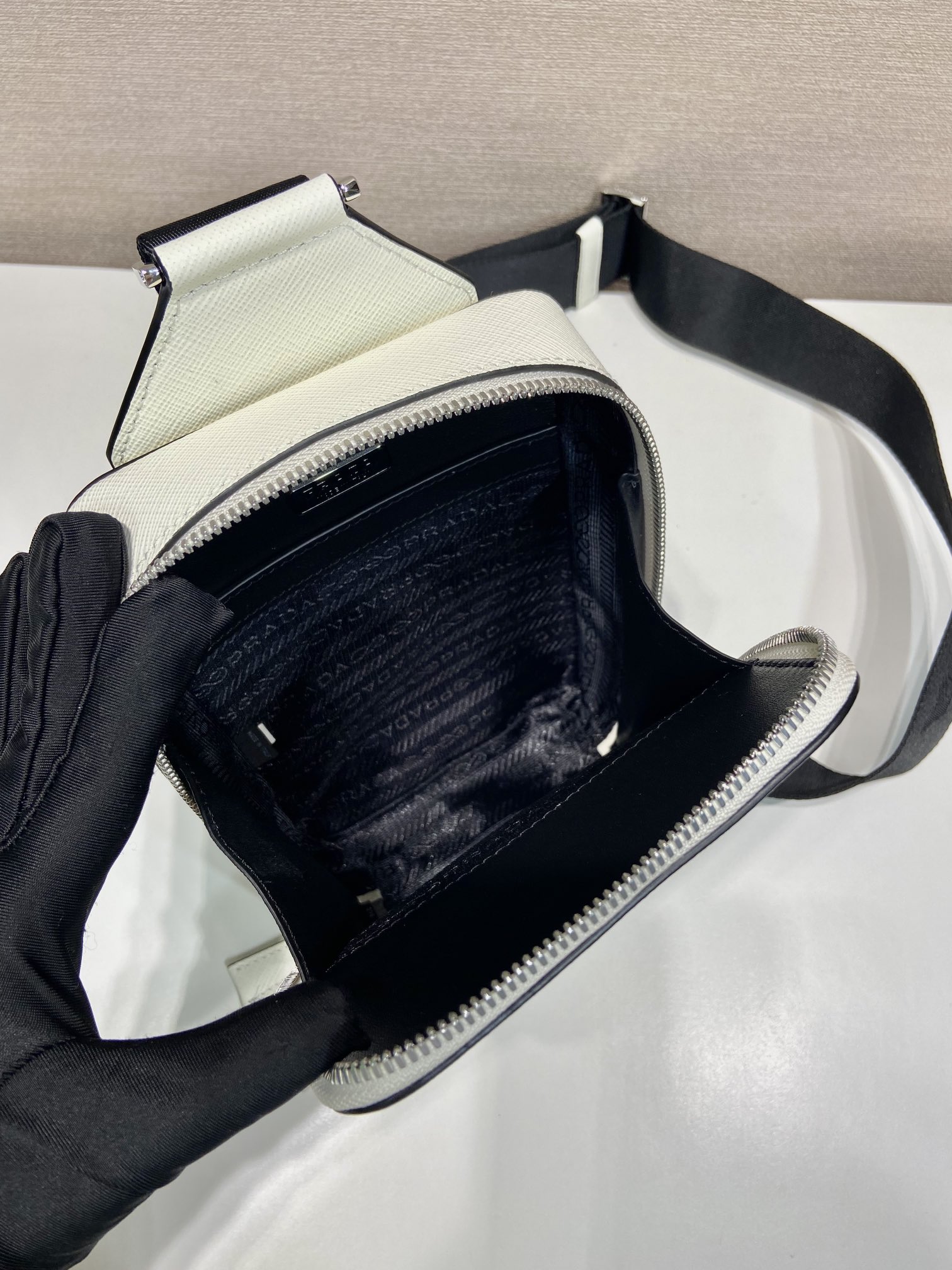 Pra*a 2vz106 Pra*a brique saffiano leather bag-14*20*5cm