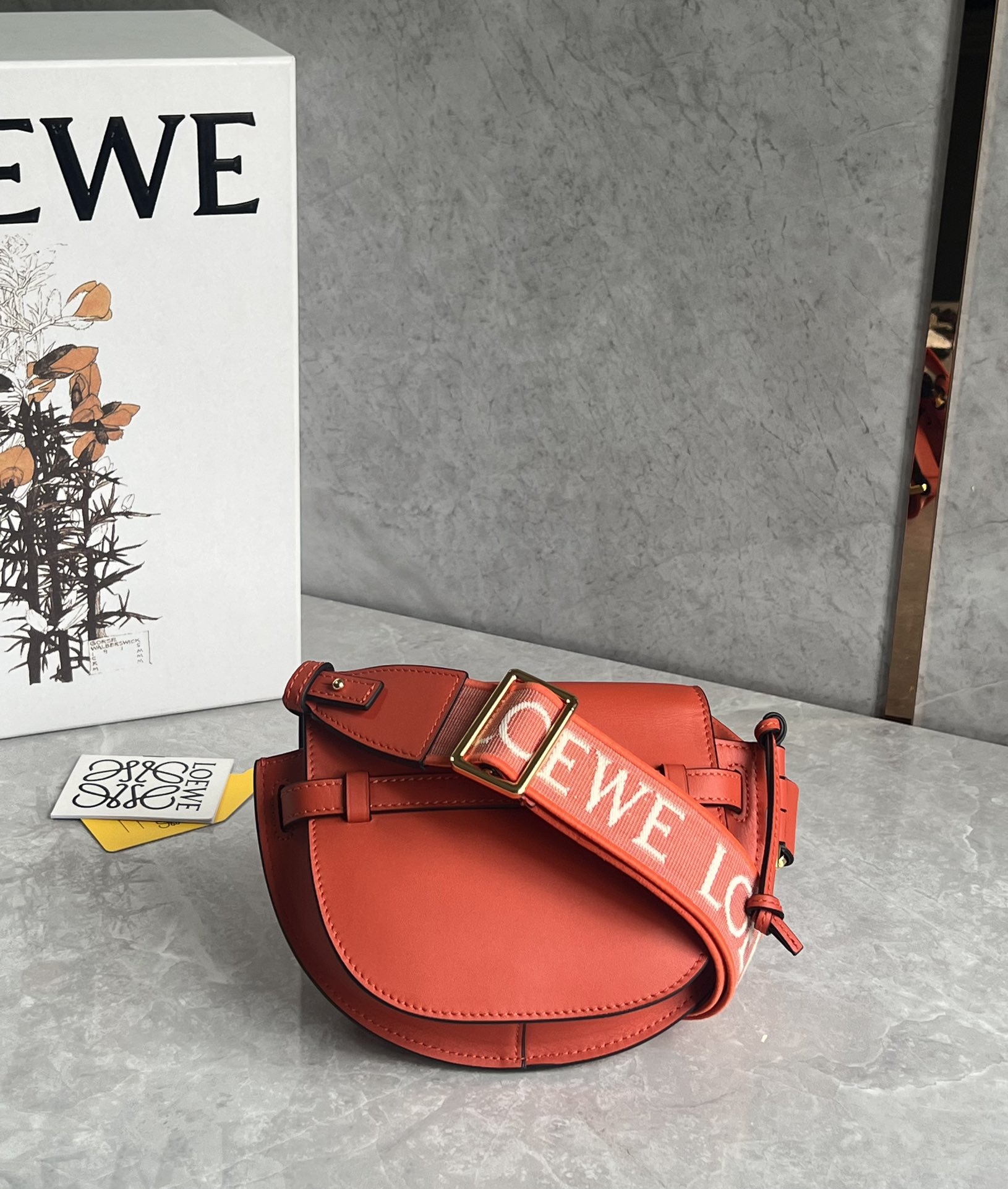 L0ew* mini puzzle gatedual bag-21*12.5*9cm