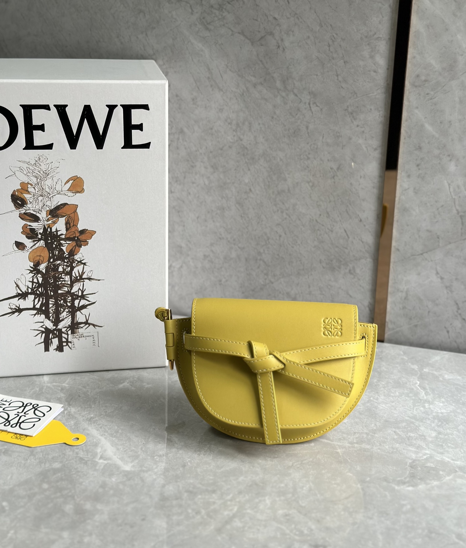 L0ew* mini puzzle gatedual bag-21*12.5*9cm