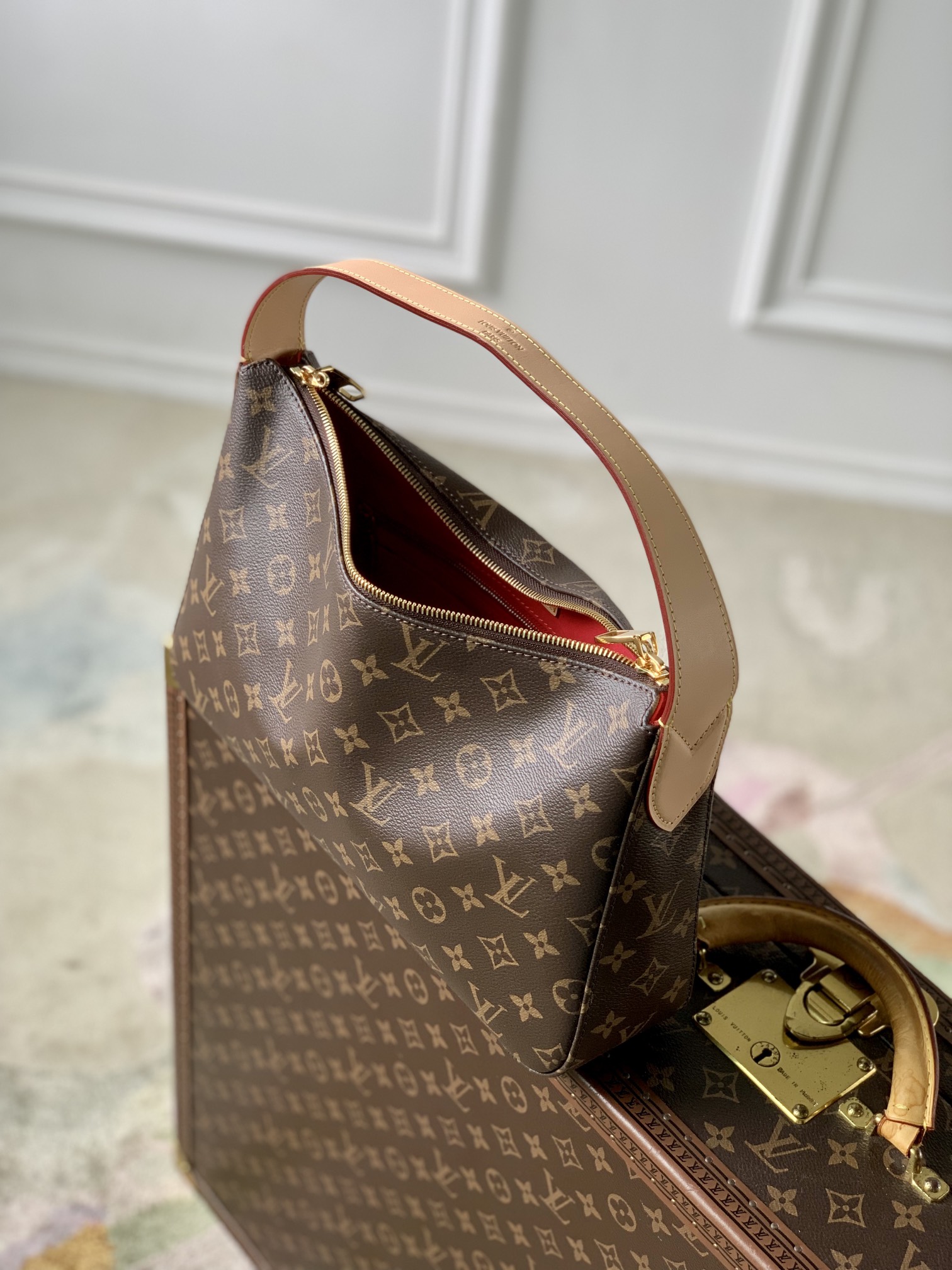 l0*is V*t0n slouchy bag-22 x 9 x 33cm