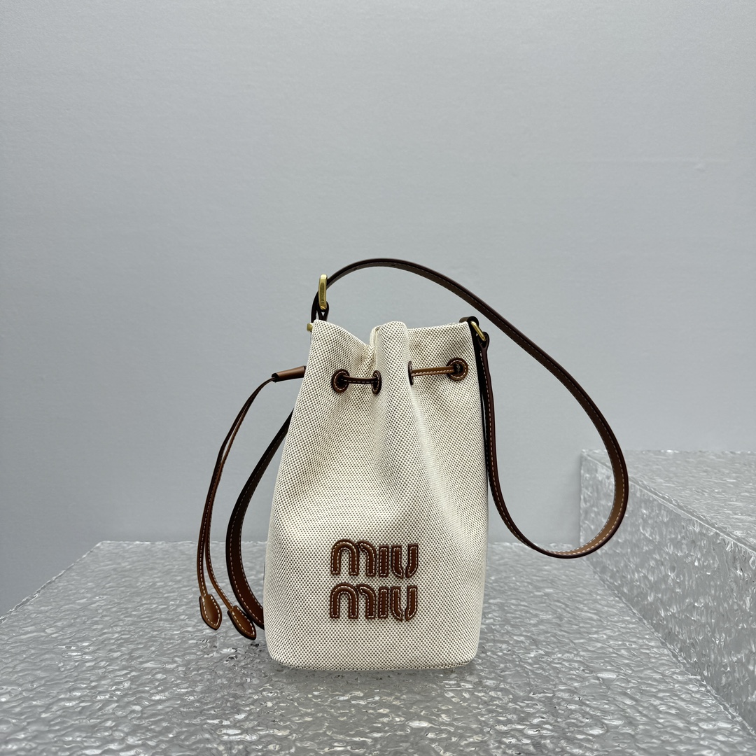 M*um*u bucket-16*14*23cm