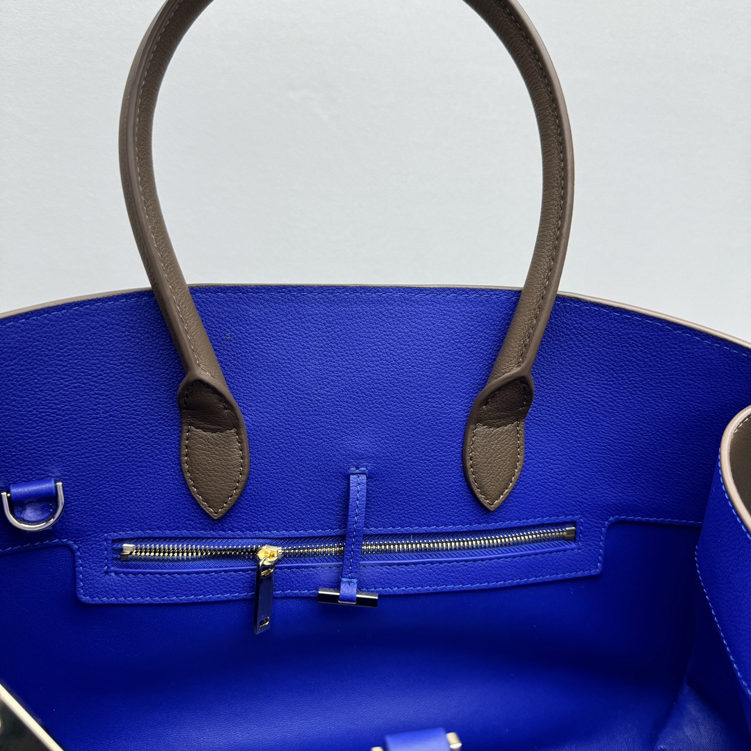 Ferragamo Top-handle Bag-32*22*14CM