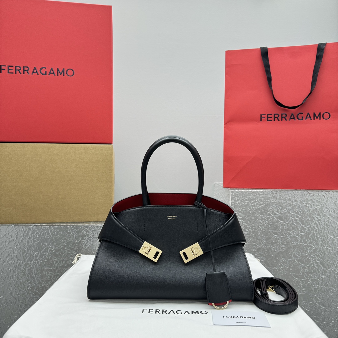 Ferragamo Top-handle Bag-32*22*14CM