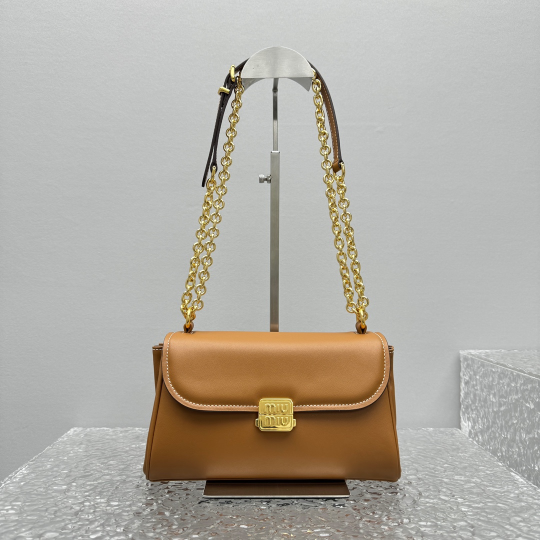 M*um*u leather shoulder bag -25*8*15cm
