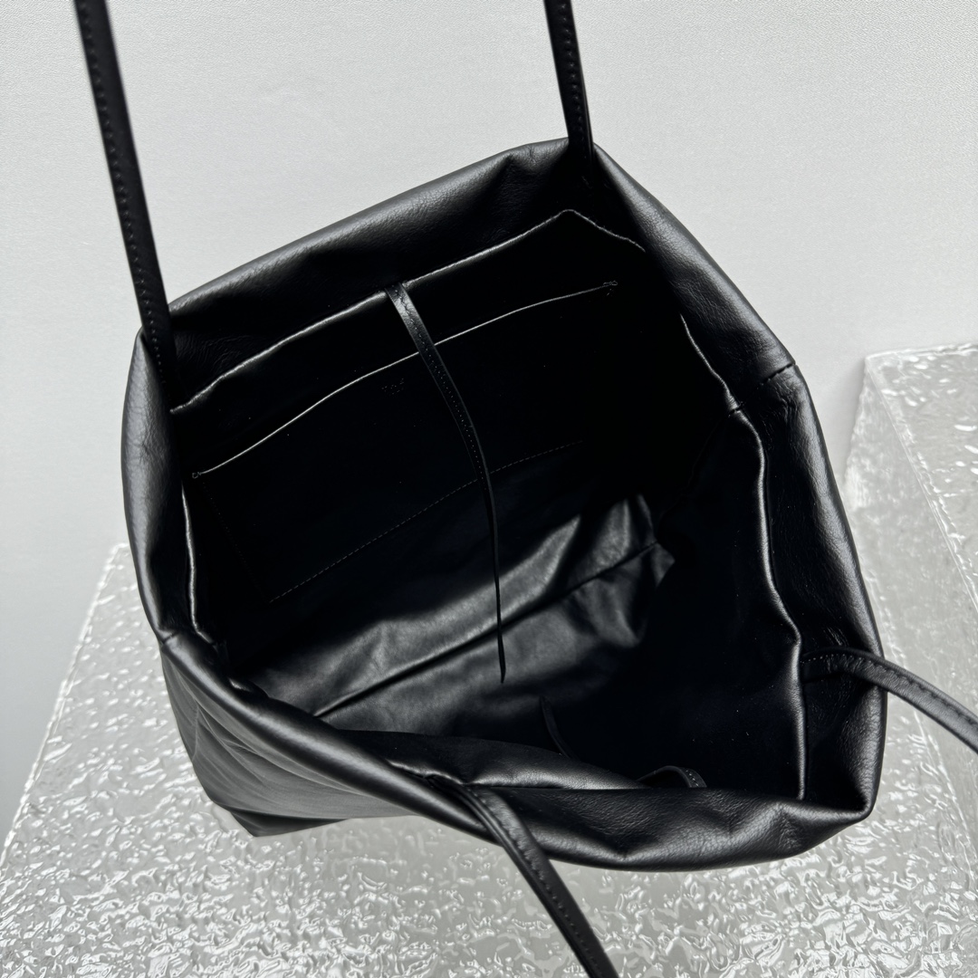 The R0w pim bag-18.5*17.8*1cm
