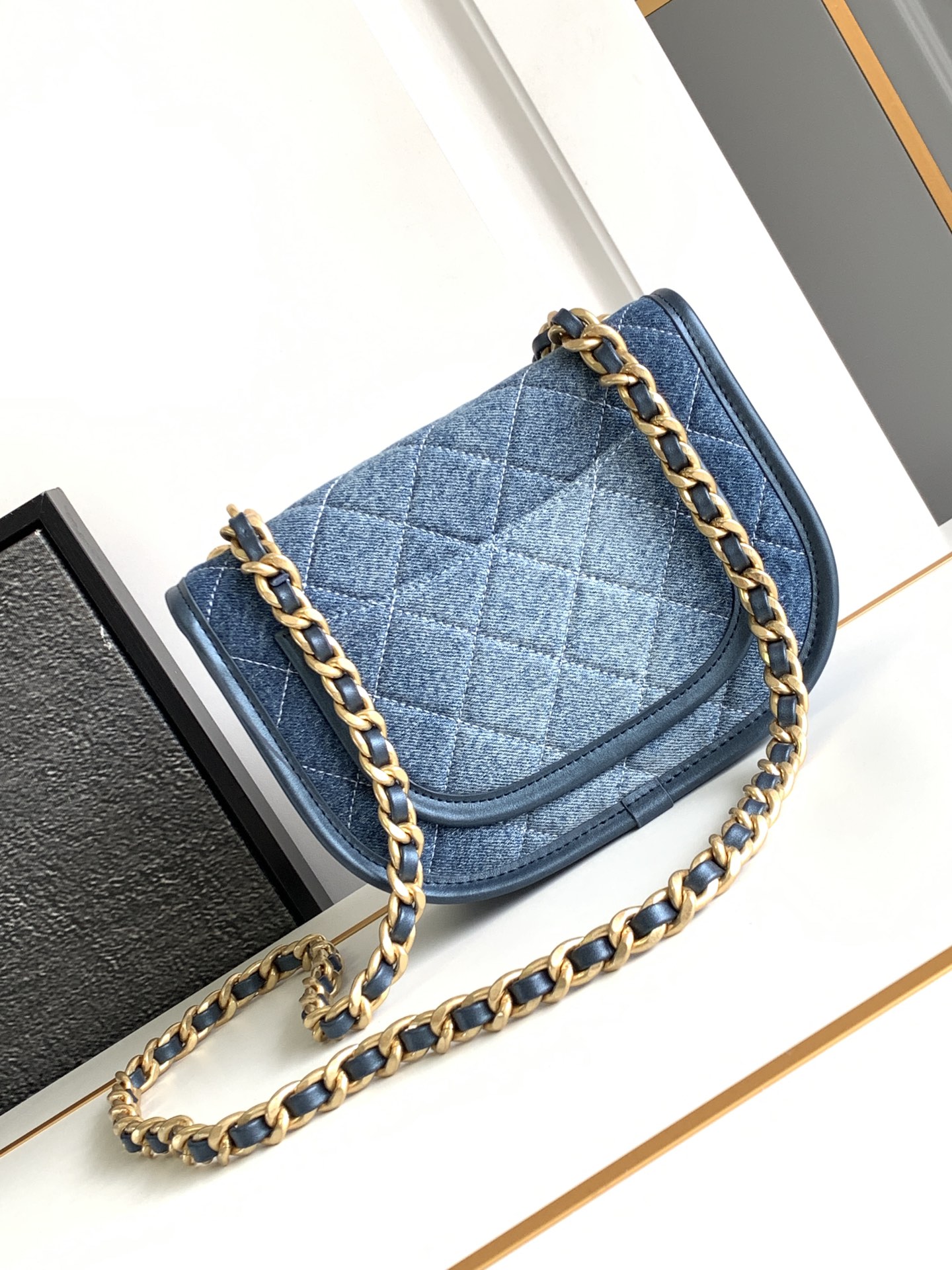 Ch@nel Saddle Bag