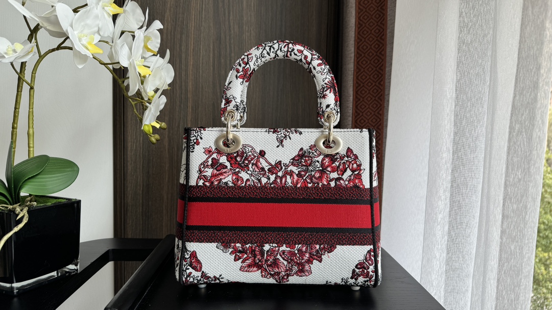 lady D*or handle bag-24cm