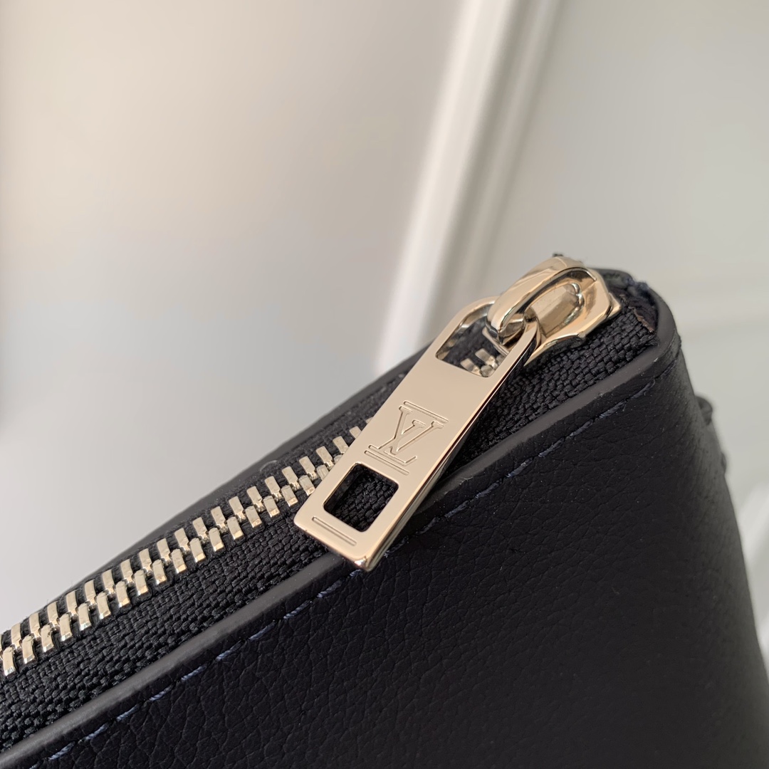 l0*is V*t0n takeoff pouch-m11485-30 x 22 x 5cm