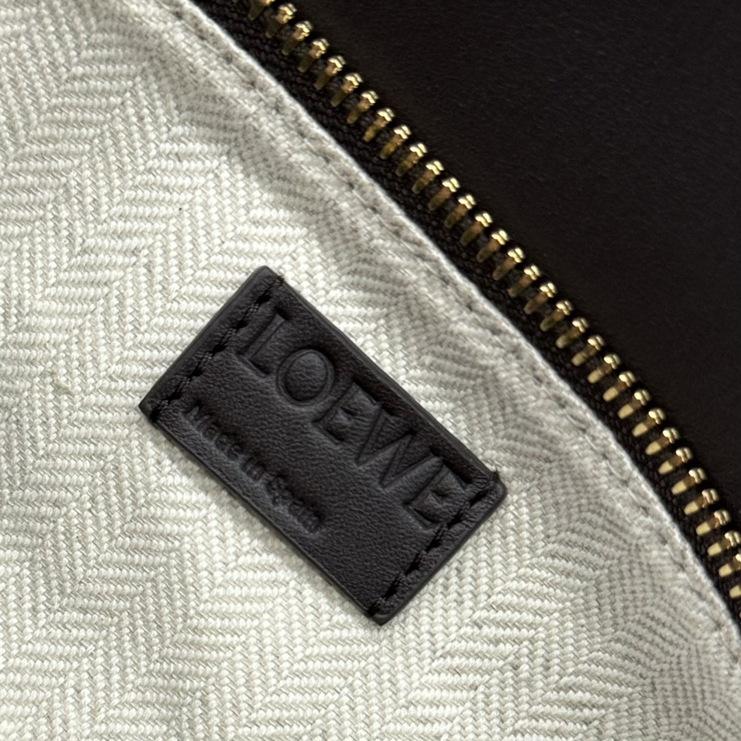 L0ew* puzzle bag-24*10.5*16cm