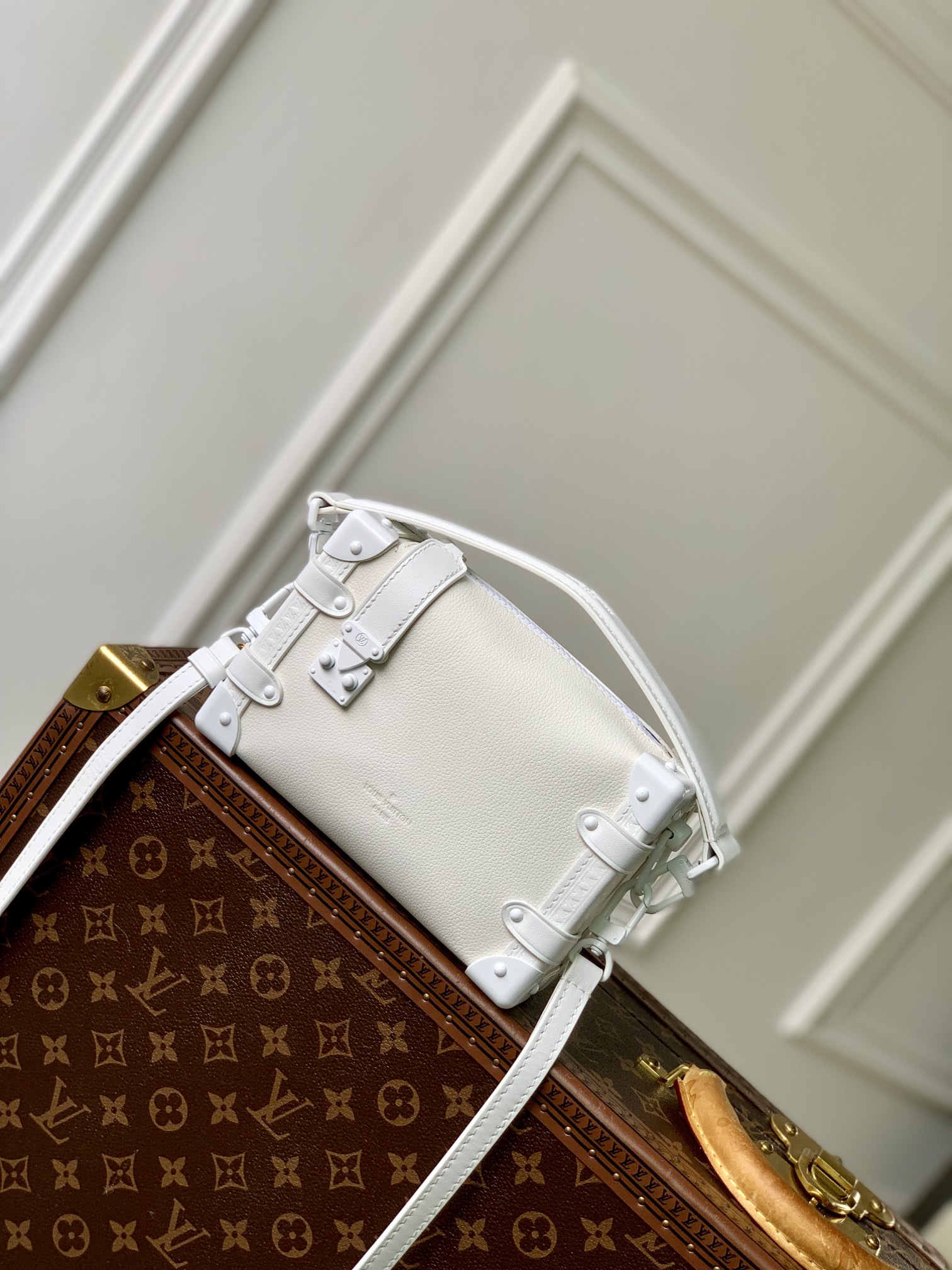l0vis Vvtt0n side trunk -m46815-18×12.5×8cm