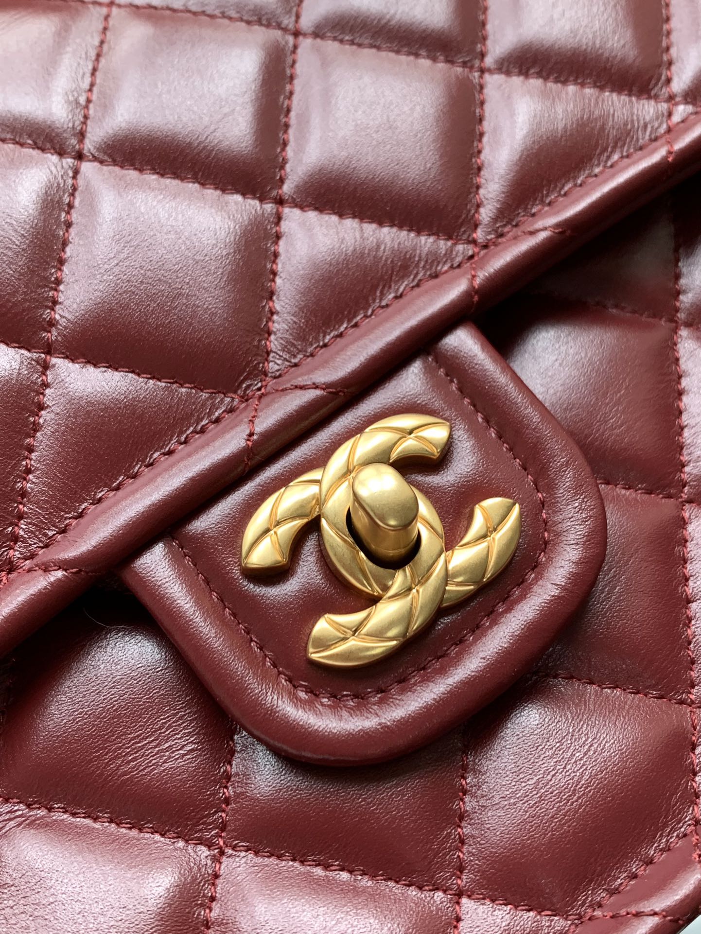 Ch@nel Flap Bag- 19‘5x 28x 7CM