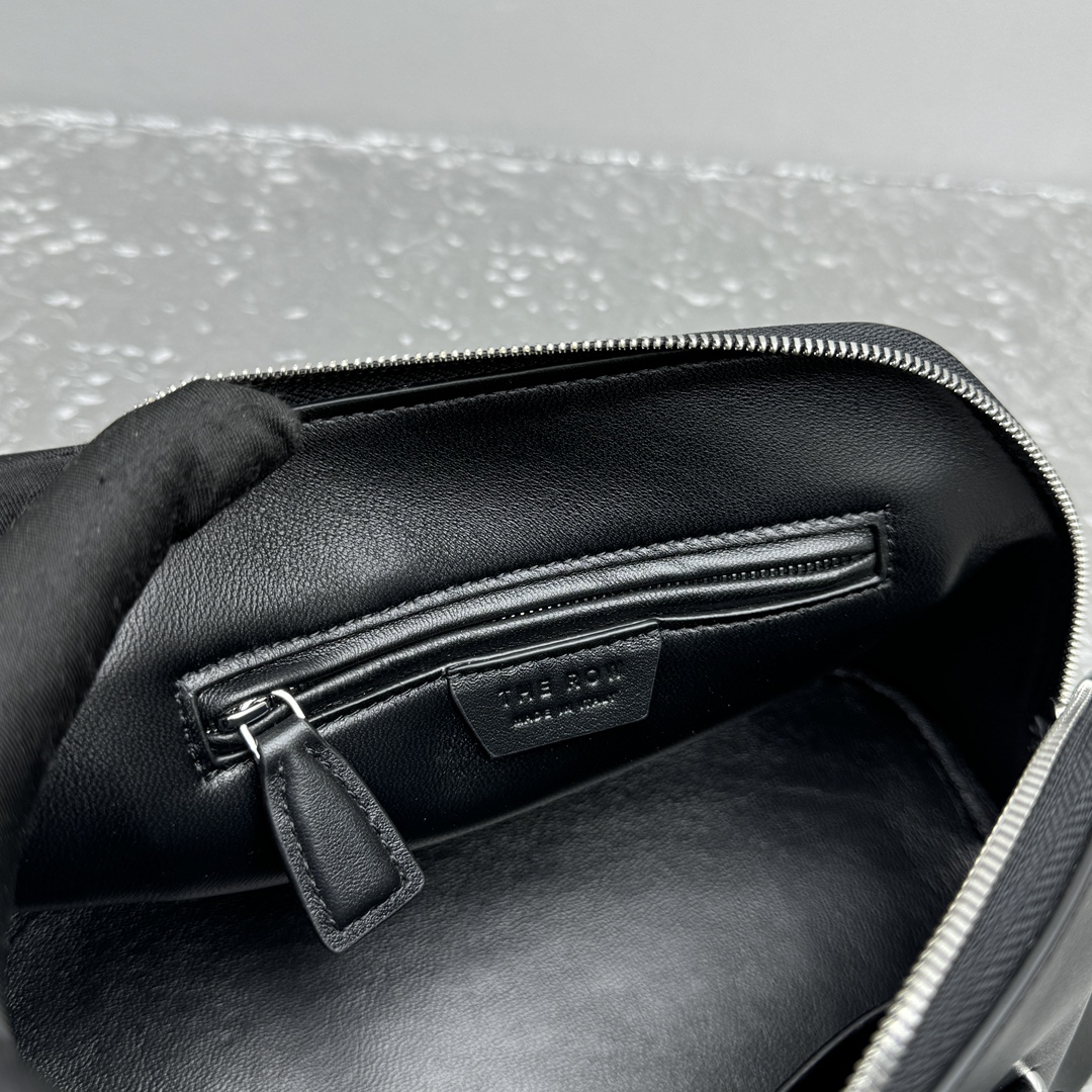 The R0w mini devon bag-24*12*16cm