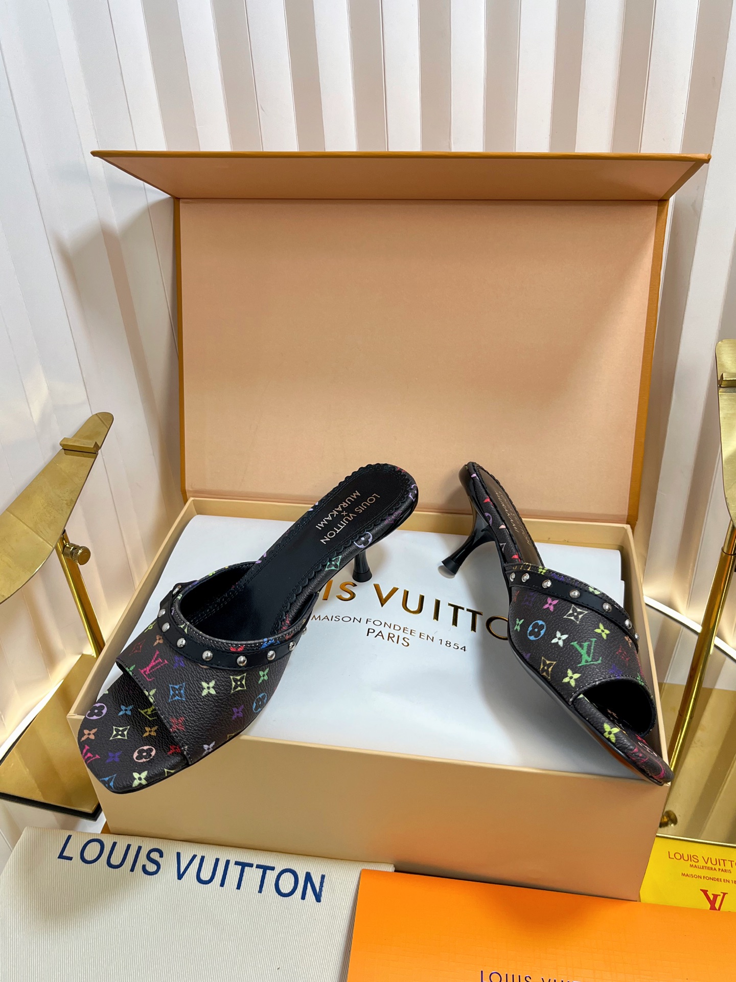 l0vis Vvtt0n sandals-5cm