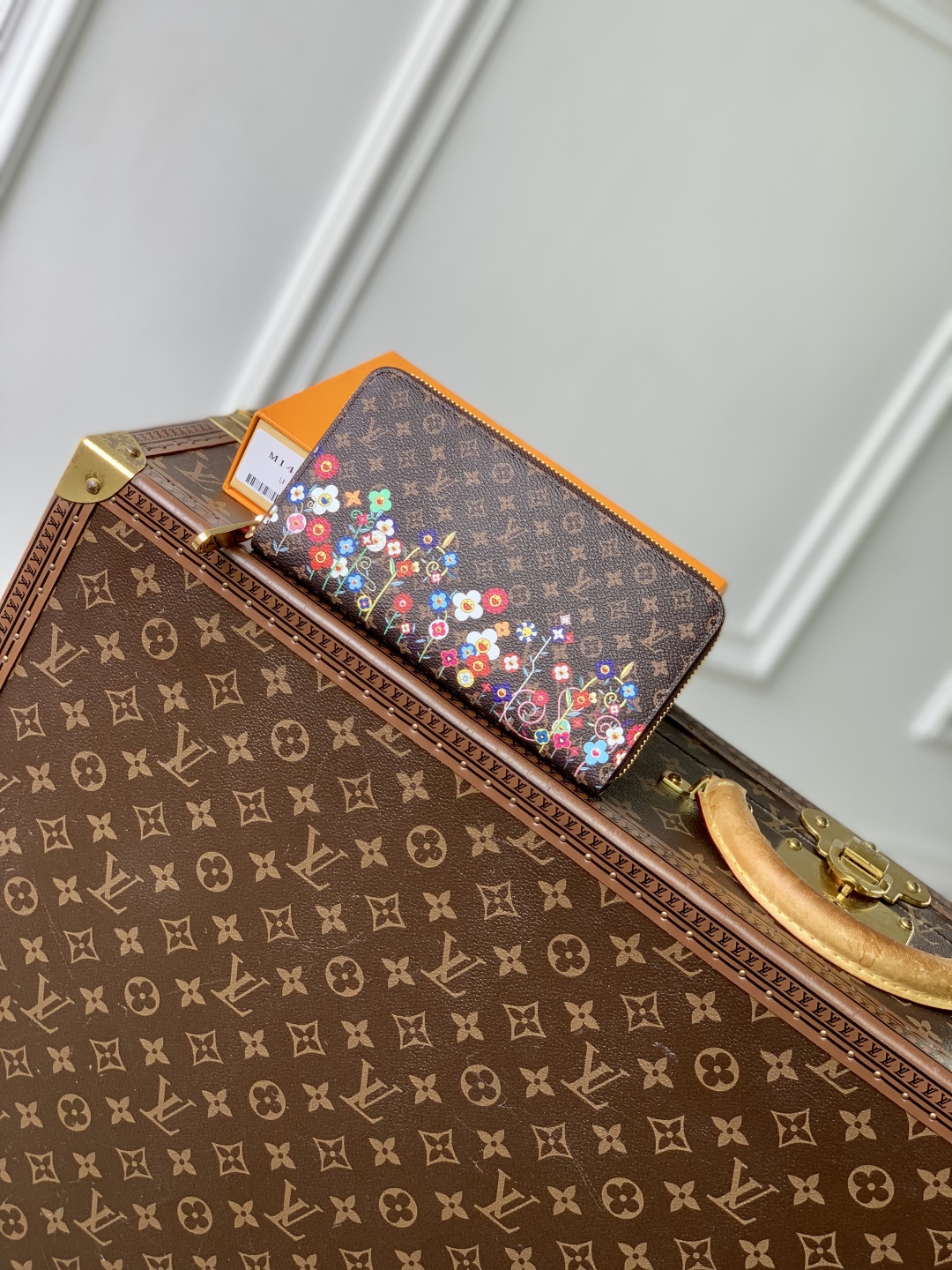 l0vis Vvtt0n wallet-m14162-19.5 x 10.5 x 2.5cm