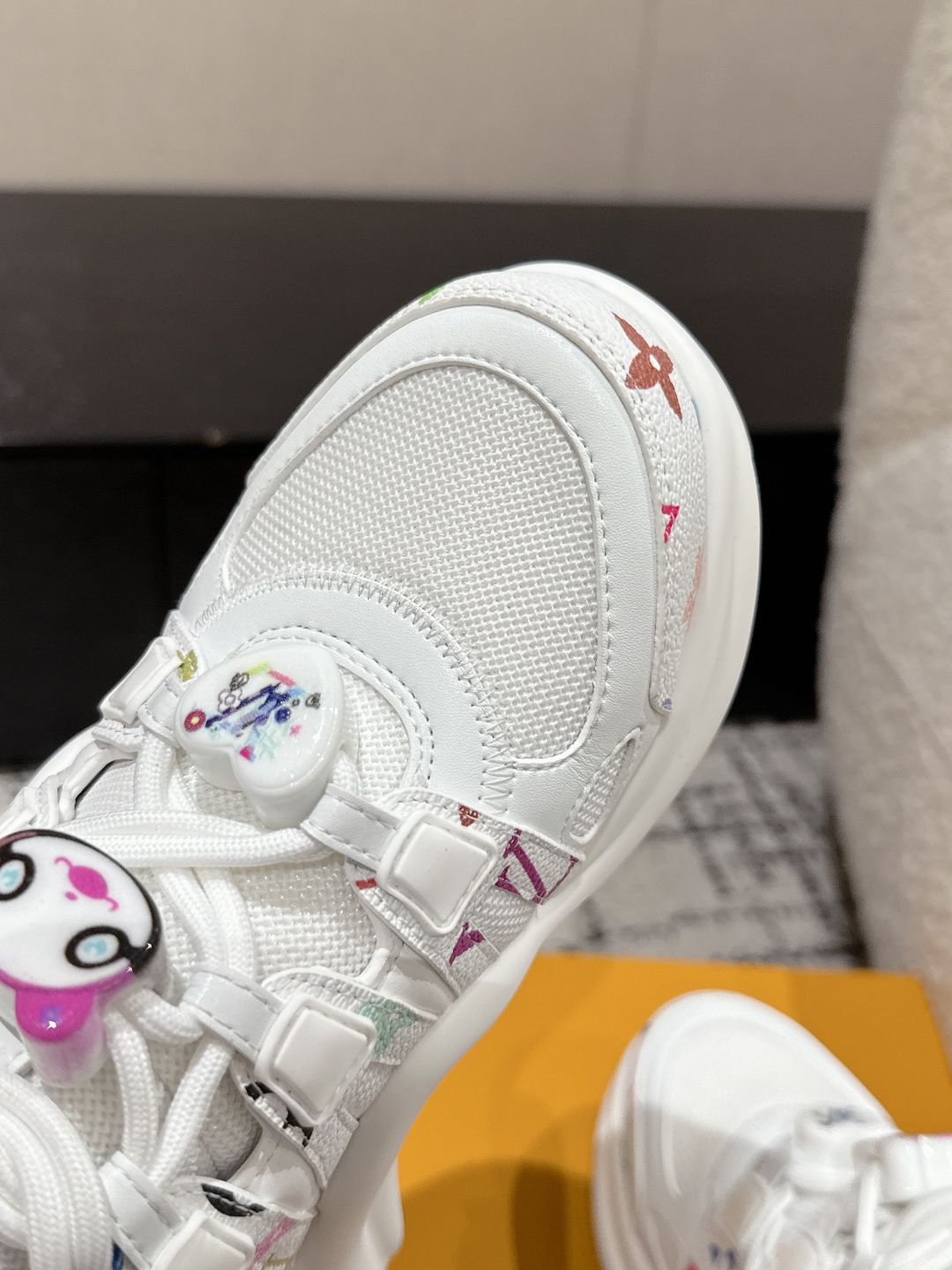 l0vis Vvtt0n archlight sneaker(eu35-41)