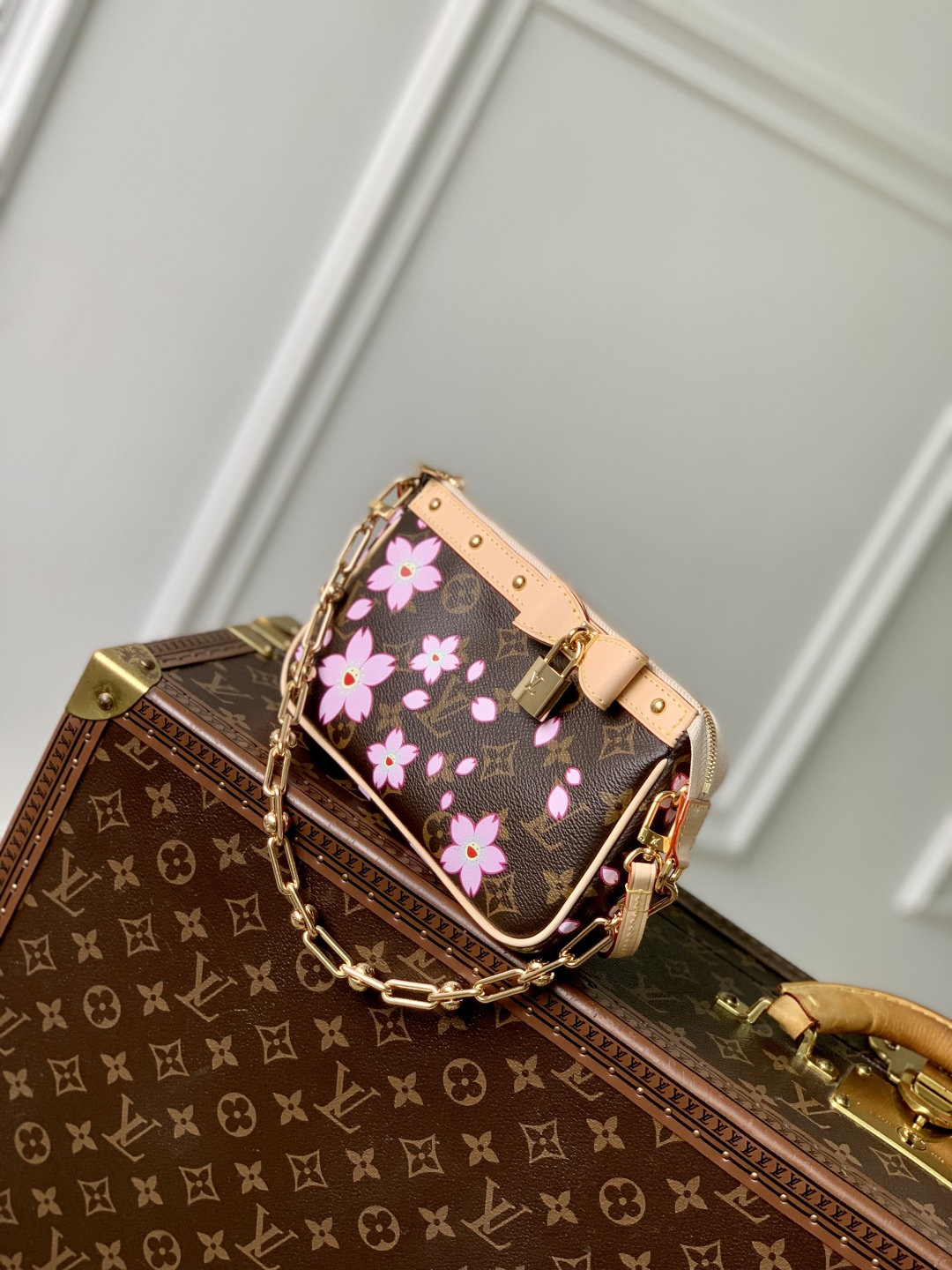 l0vis Vvtt0n pochette accessoires bag-13 x 4 x 22cm