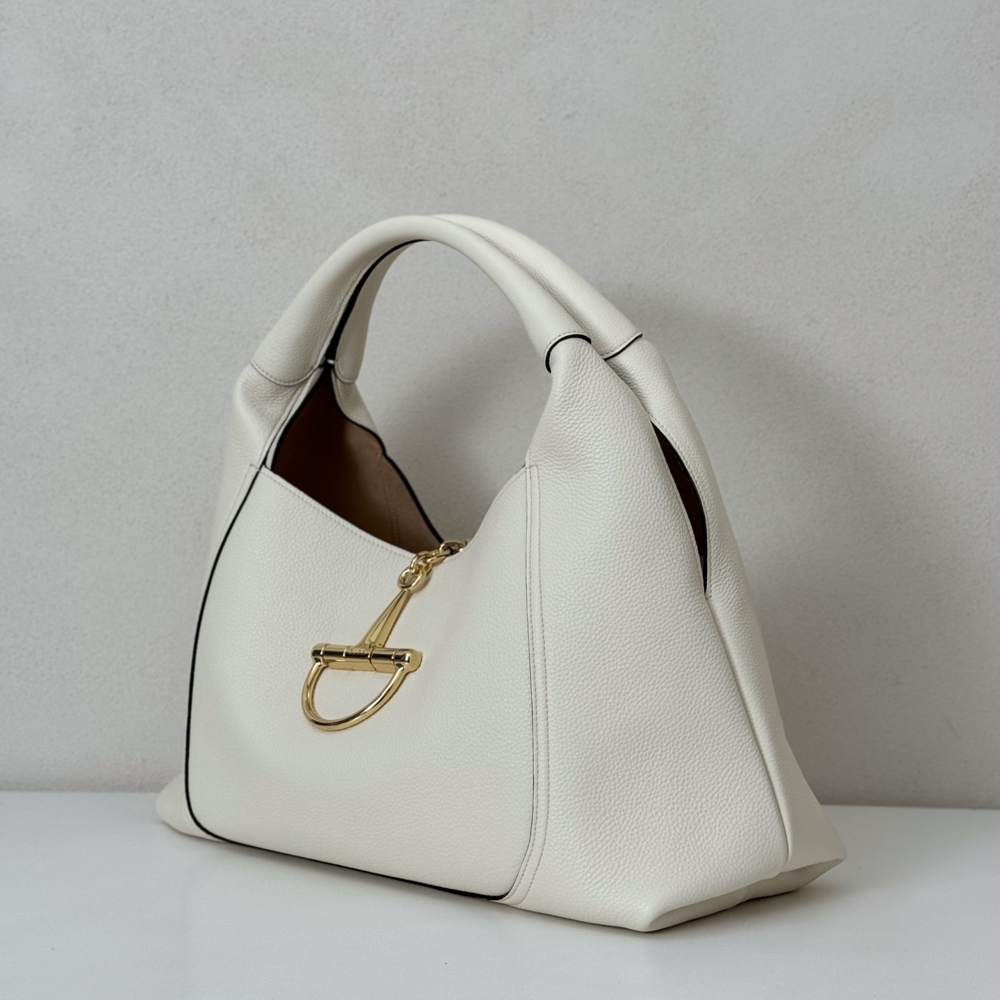 Gvc*1 softbit large shoulder bag in leather-46*26*16cm