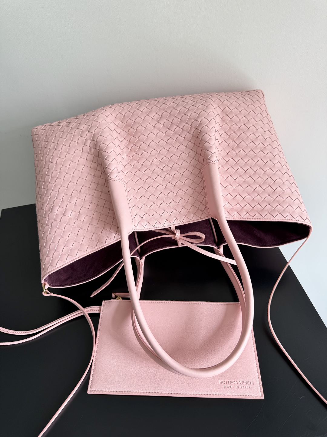 b0tt*ga Ven*ta burgundy pinacoteca reversible tote -43*23*17.5cm