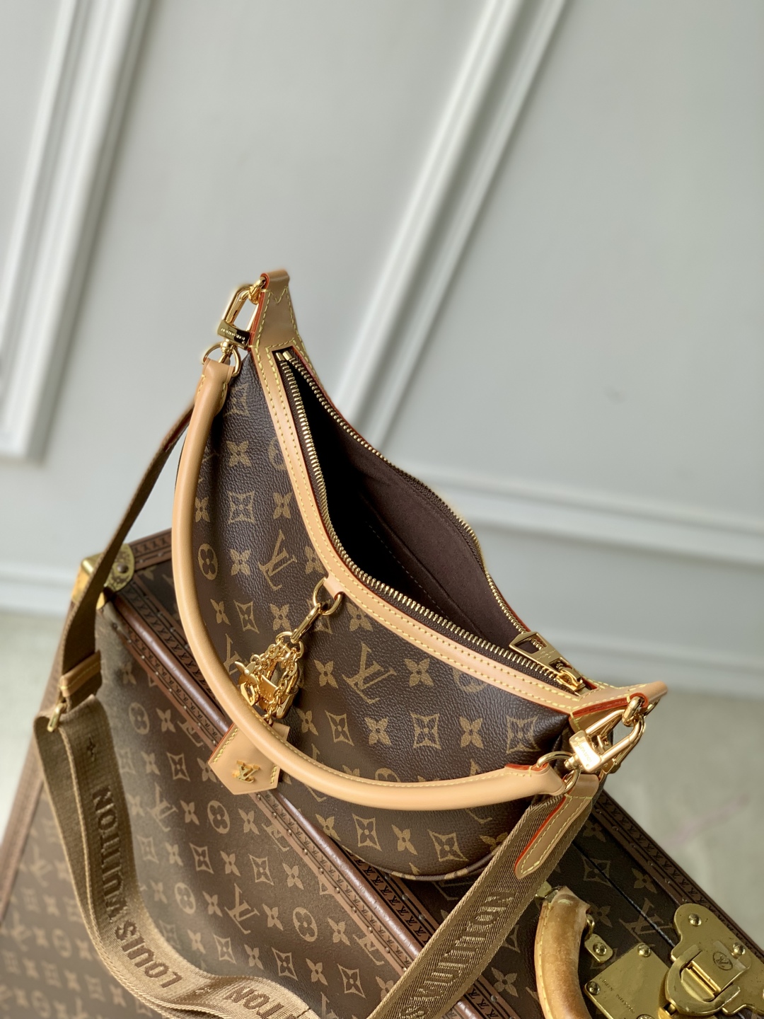 l0vis Vvtt0n loop hobo handbags-m12939-22 x 9 x 33cm