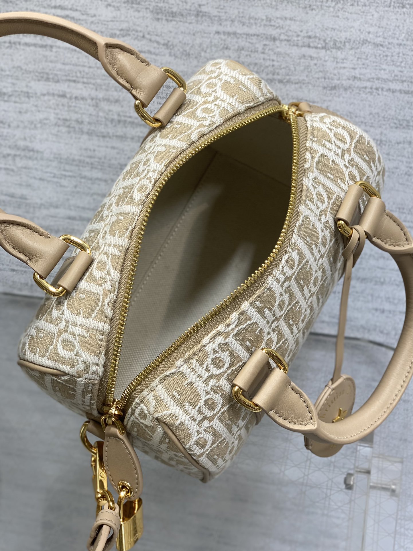 Diro Groove Bag-20.5*13.5*12CM
