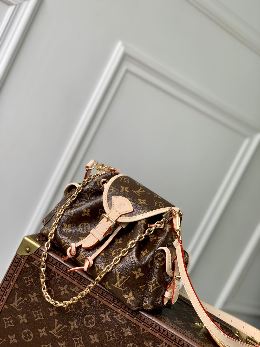 l0vis Vvtt0n odysée bag-17 x 12 x 27cm