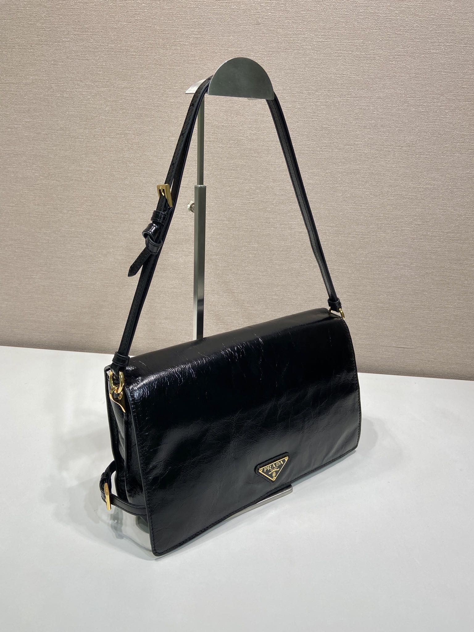 Pra*a black demi-lune large leather shoulder bag-1bd385-30*18.5*9cm