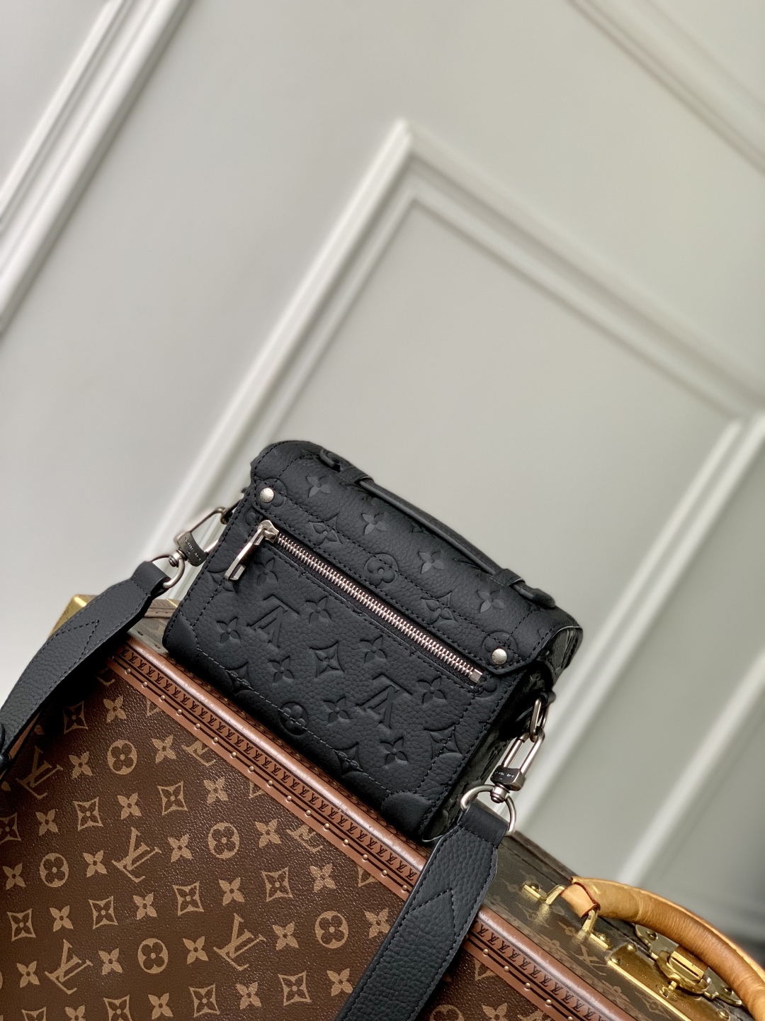 l0vis Vvtt0n soul trunk handbag-15 x 7 x 19cm