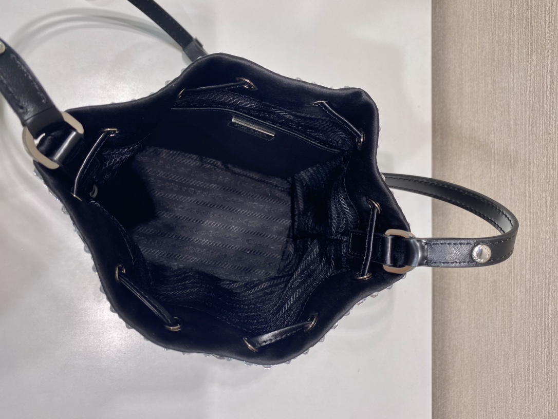 Pra*a 1be067 bucket bag-16*21*10cm