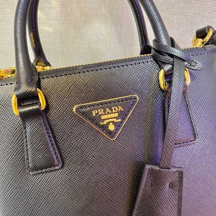 Pra*a borsa galleria small in saffiano 1ba906-20*15*9.5cm