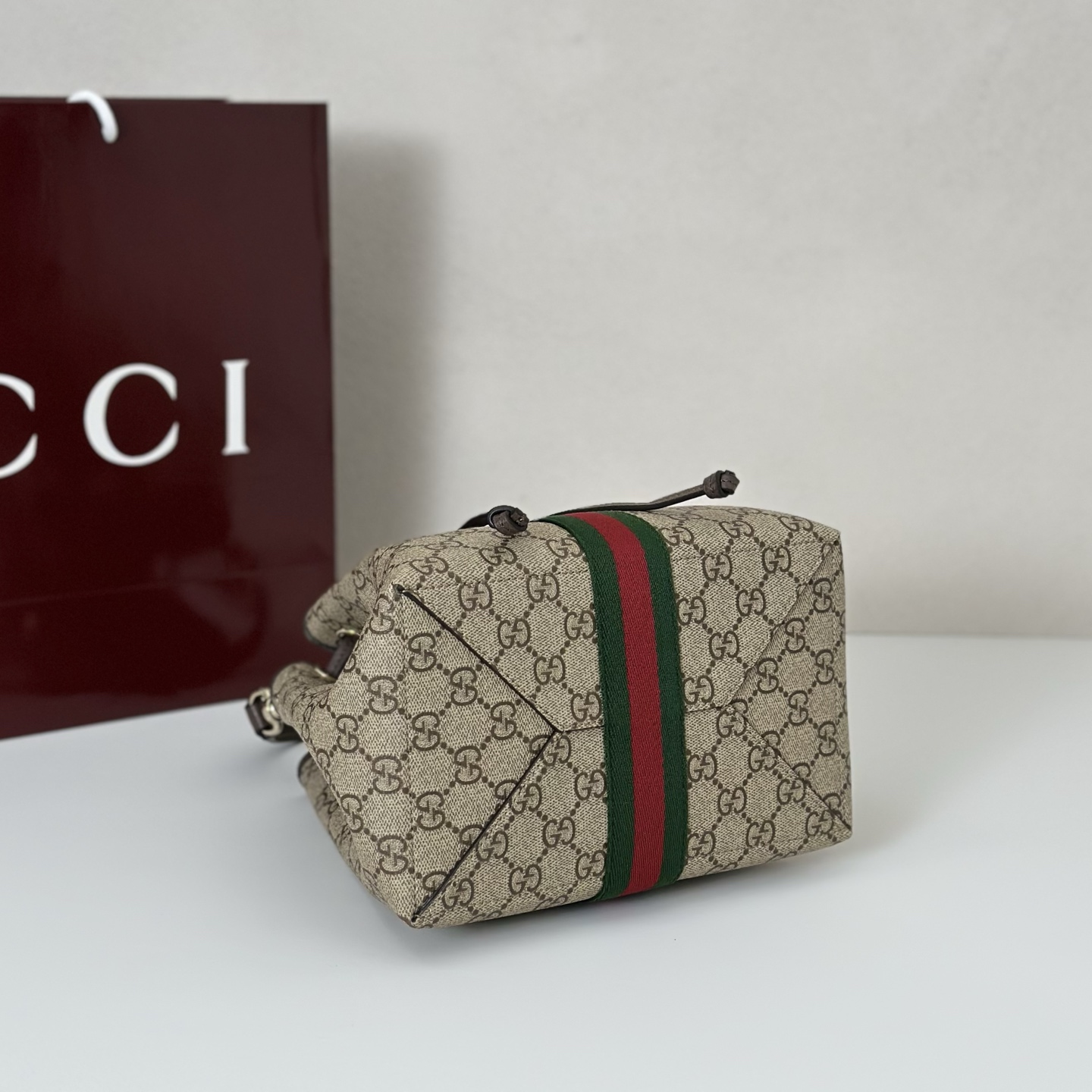 Gvc*1 ophidia tote-21*13*21.5cm