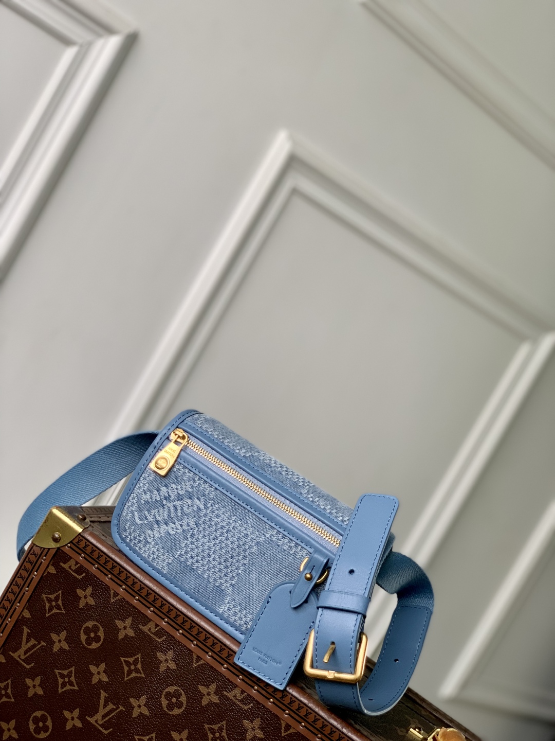 l0vis Vvtt0n bosphore bag-12 x 7 x 19cm