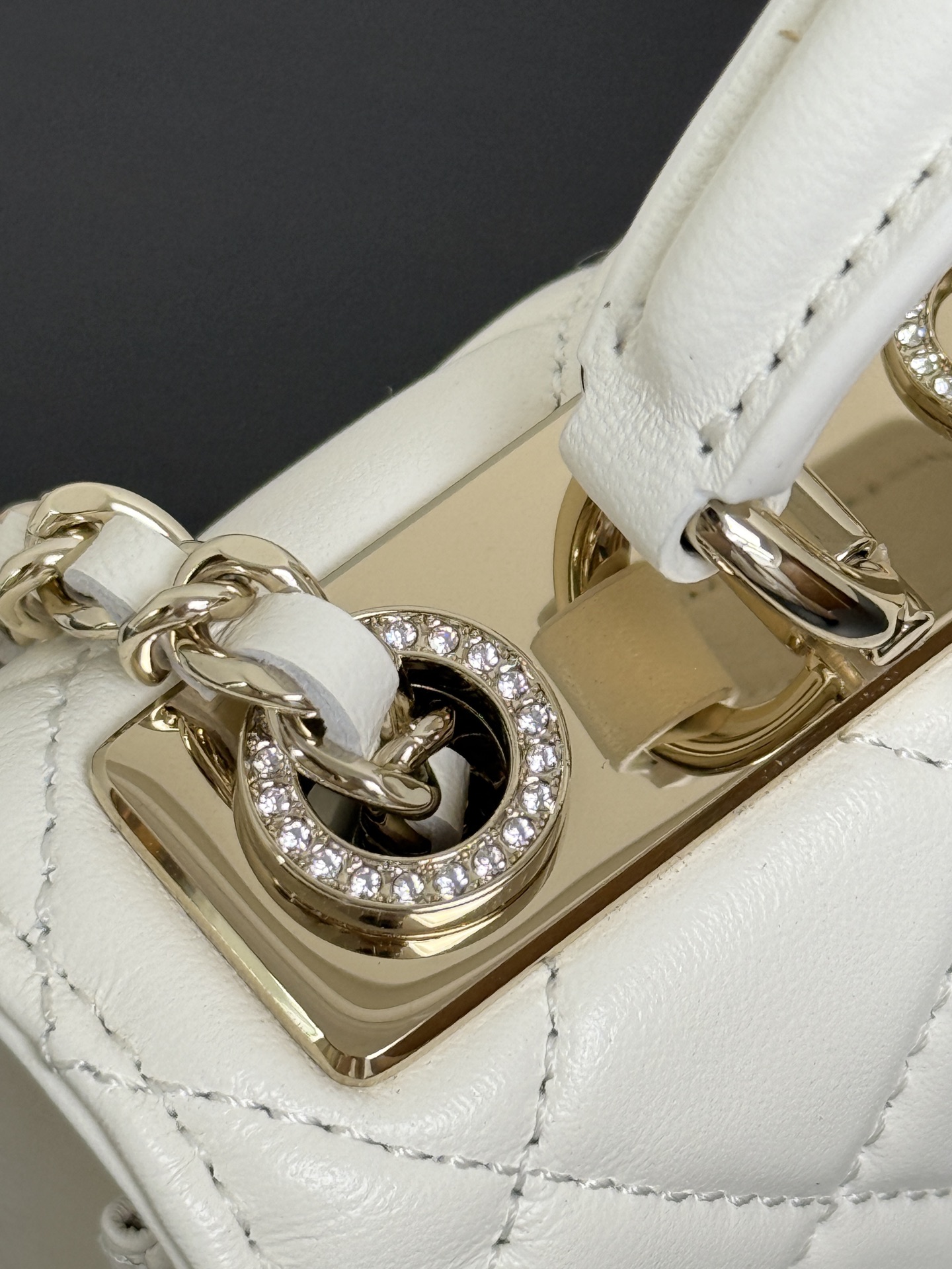 Ch@nel Trendy CC-18CM