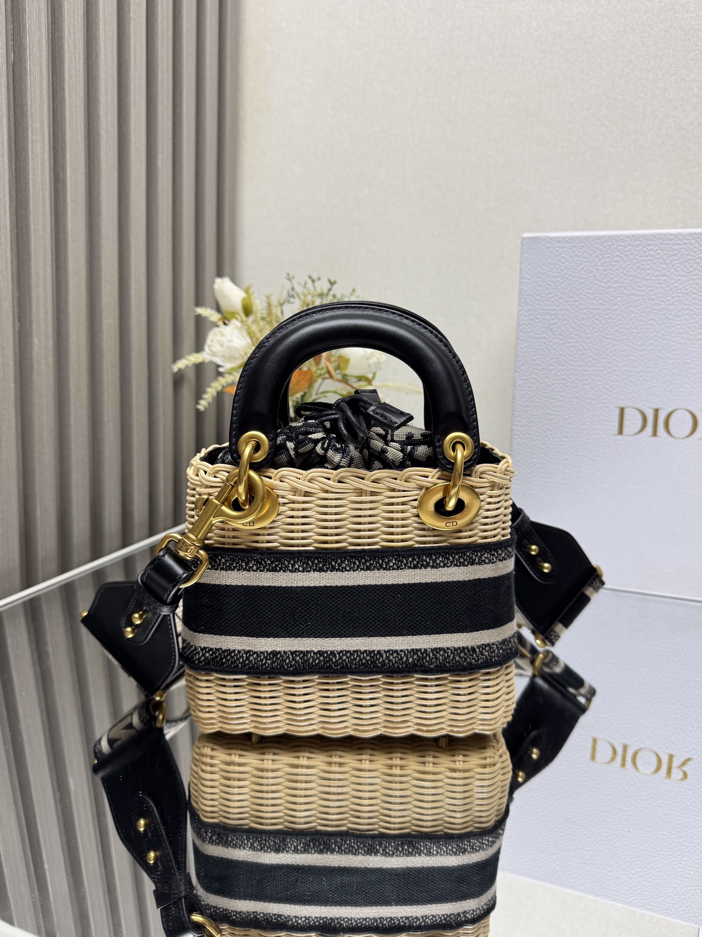Lady Diro Mini-17*15*7CM