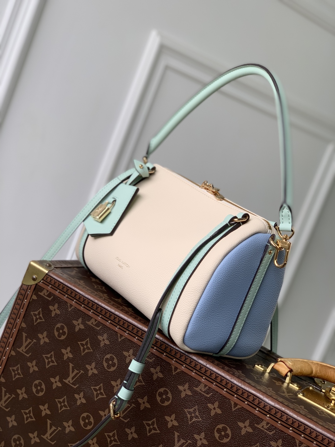 l0vis Vvtt0n express handbag-m26039-17 x 13.5 x 26cm