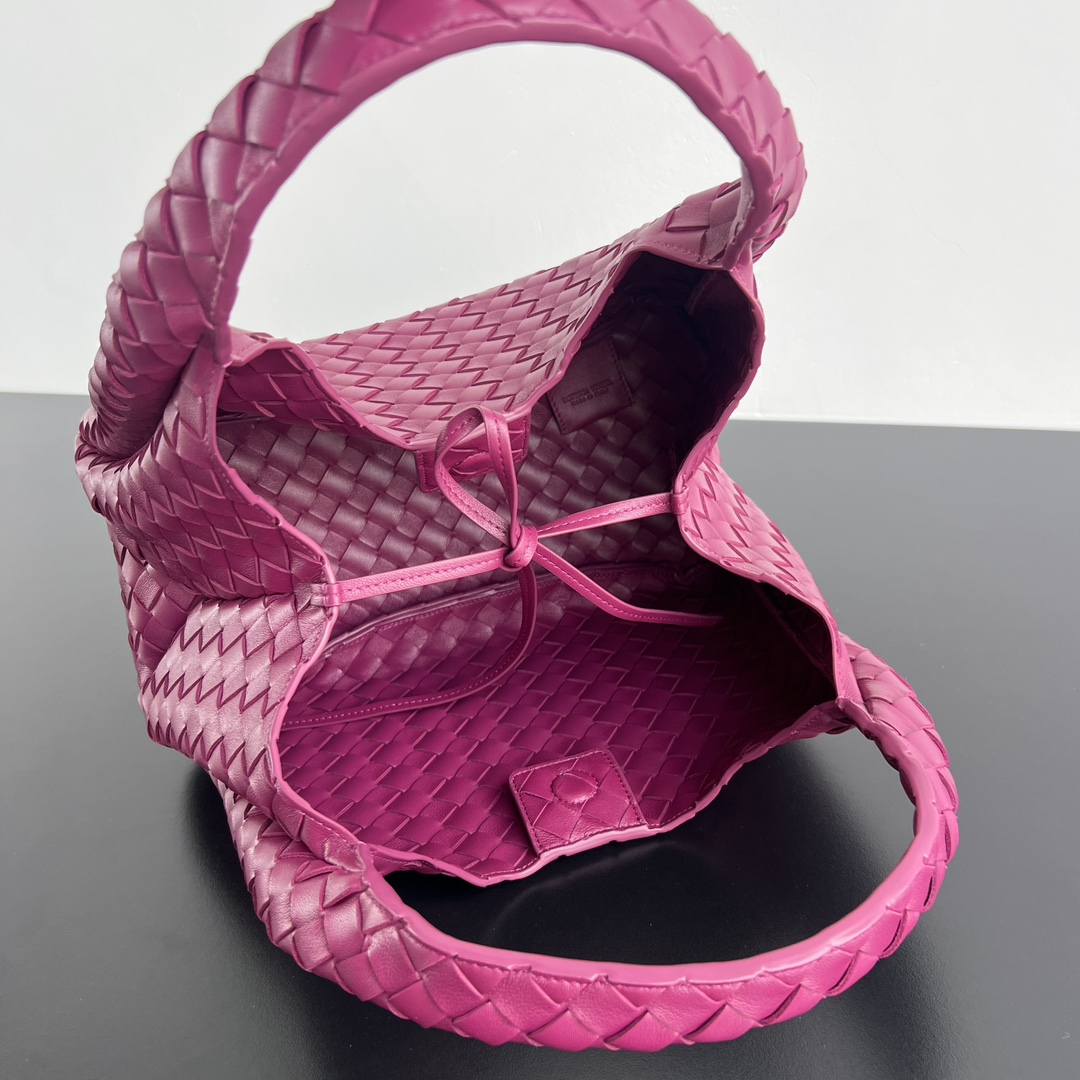 b0tt*ga Ven*ta campana bag-33x20x16.5cm