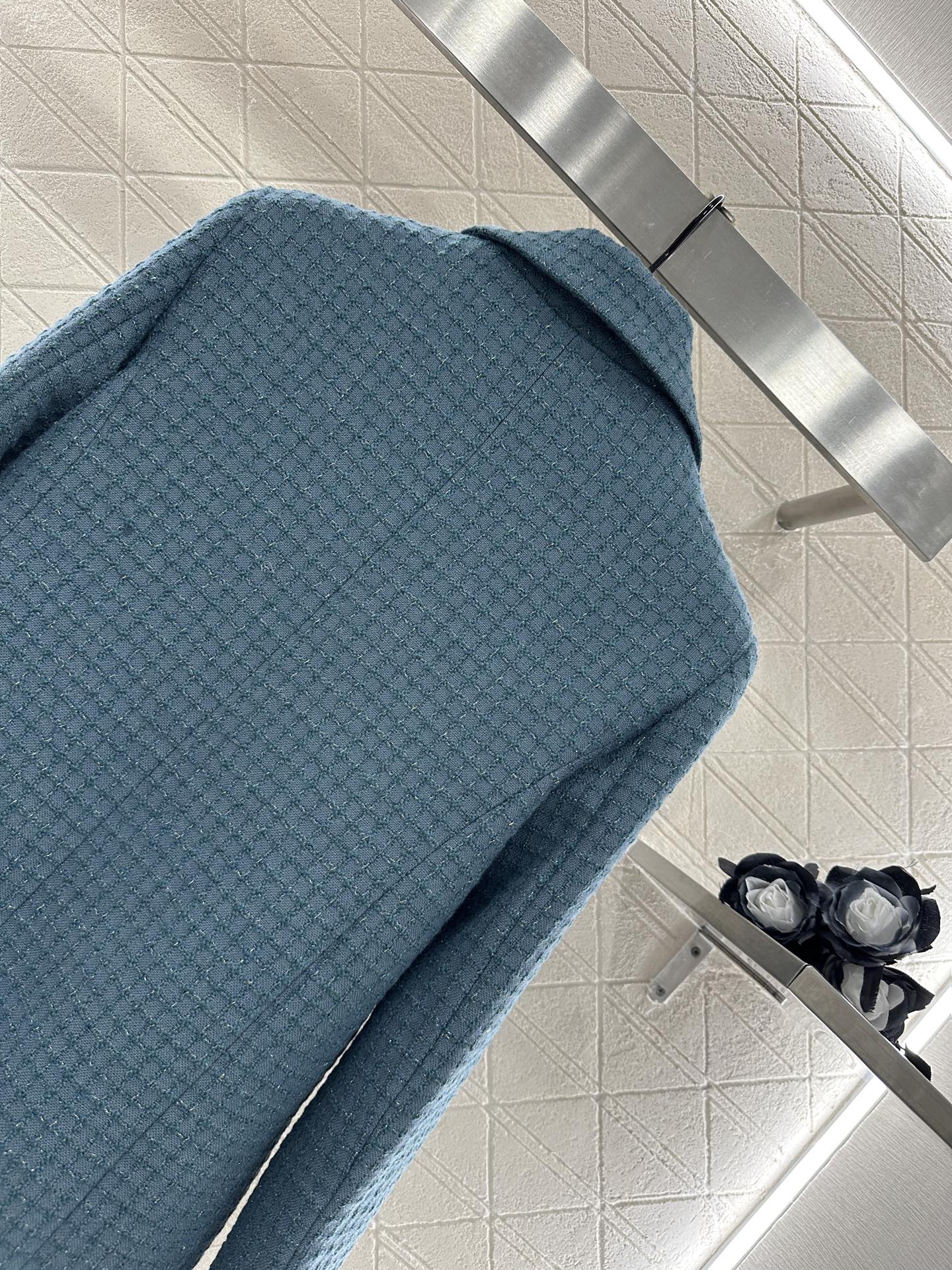 Ch@nel woolen cloth