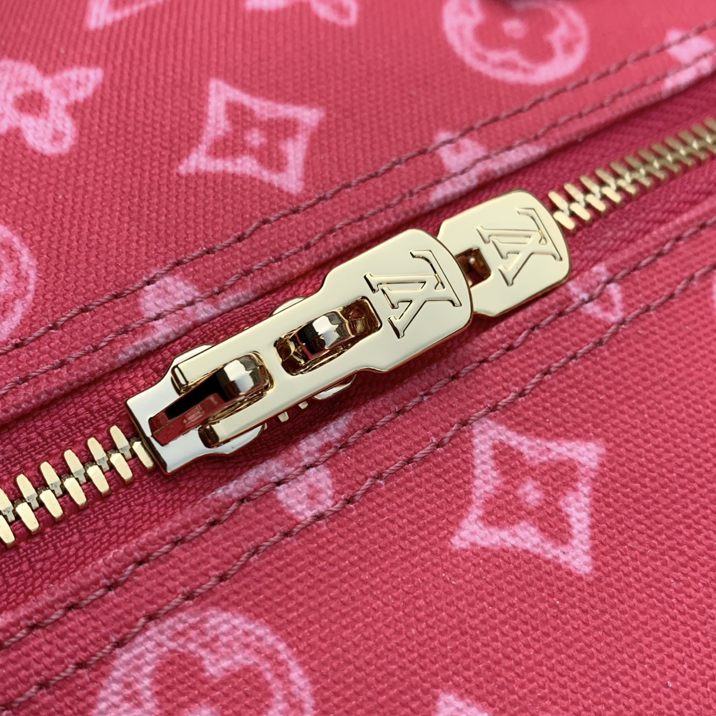 L0vis Vvtt0n Speedy 25-19*15*25CM