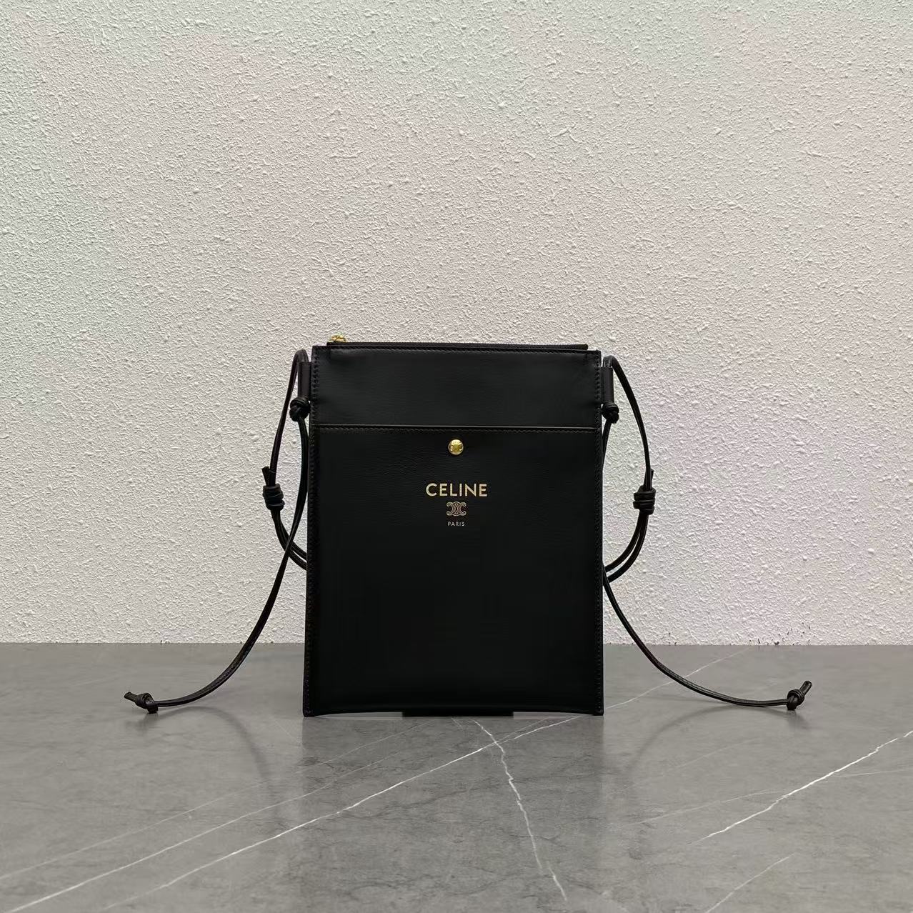 Celin* Sharp Pouch In Smooth Lambskin Handbags-24x19.5x1CM