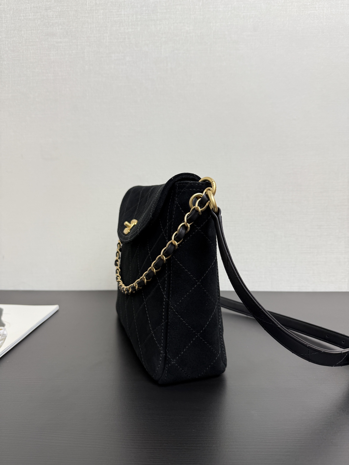 Ch@nel Vintage Handbag-21.5*30*6CM