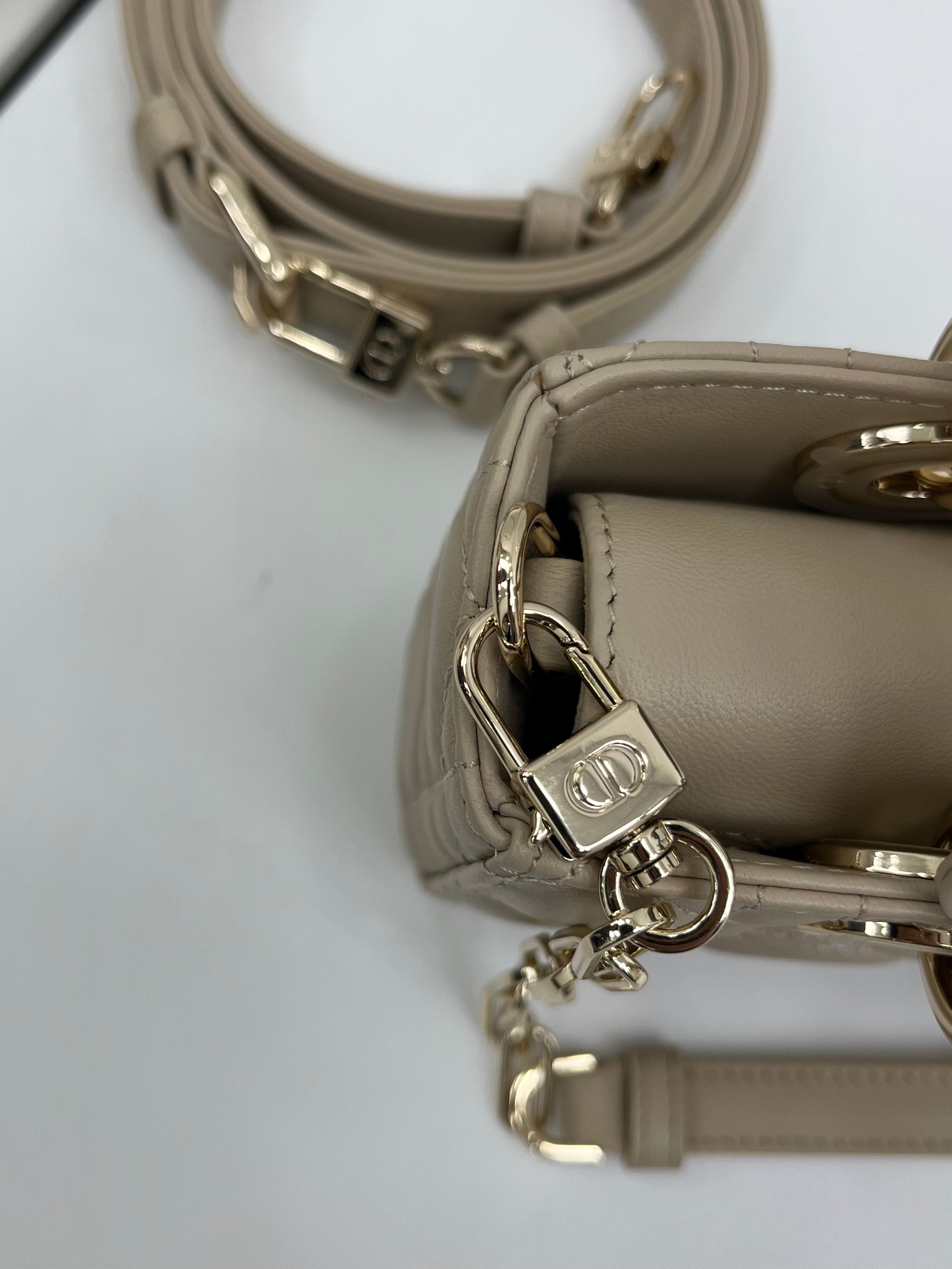 Diro D-Joy Bag-22.5*6*11.5CM