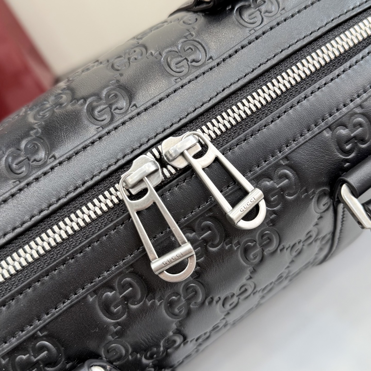 Gv*c* GG Emblem Small Duffle Bag In Black GG leather -25*16*14CM